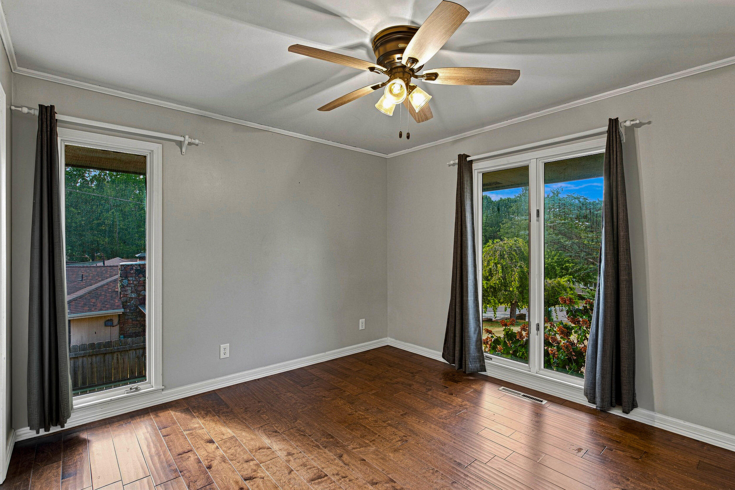 333 North Belaire Street Property Photo 55