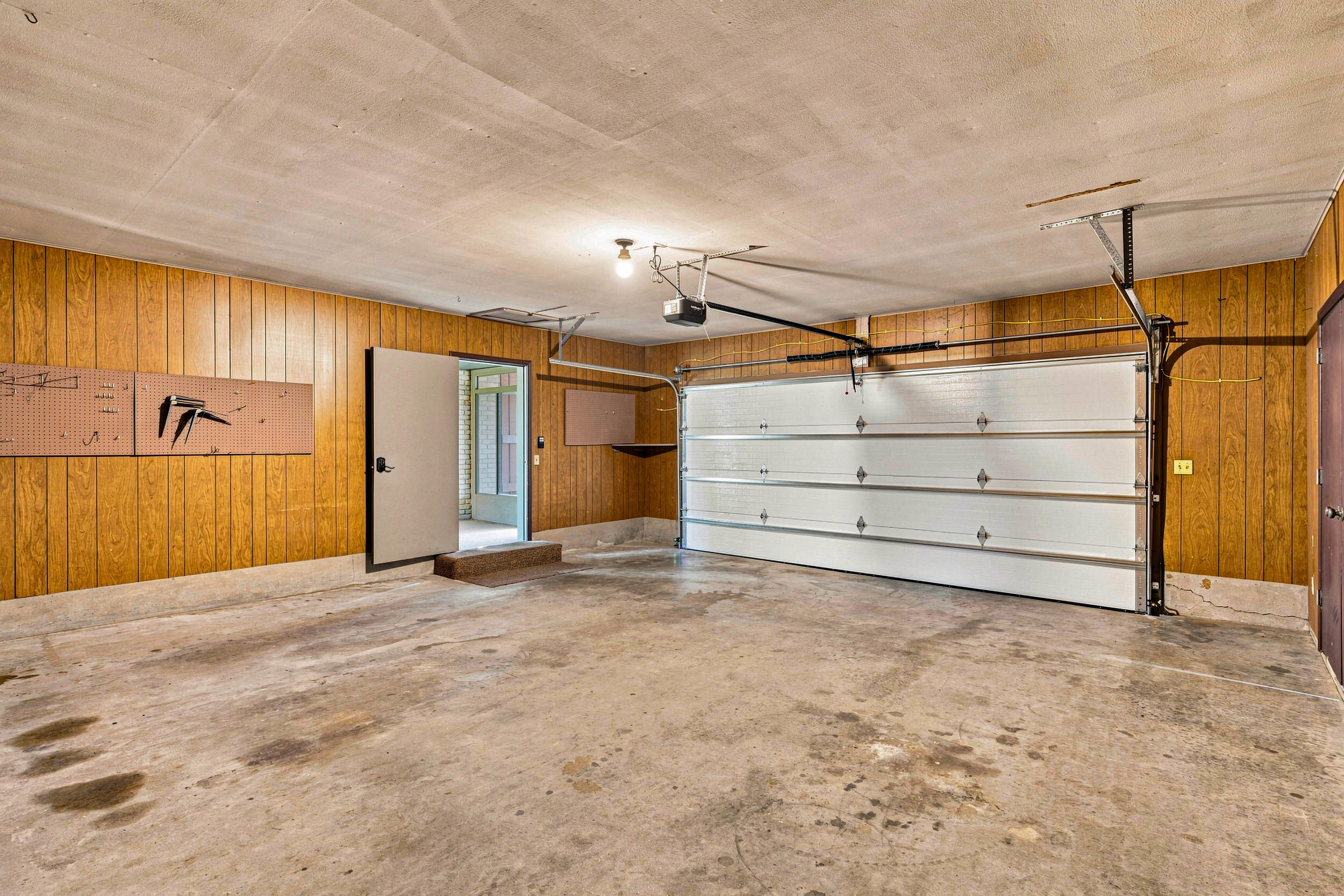 333 North Belaire Street Property Photo 60