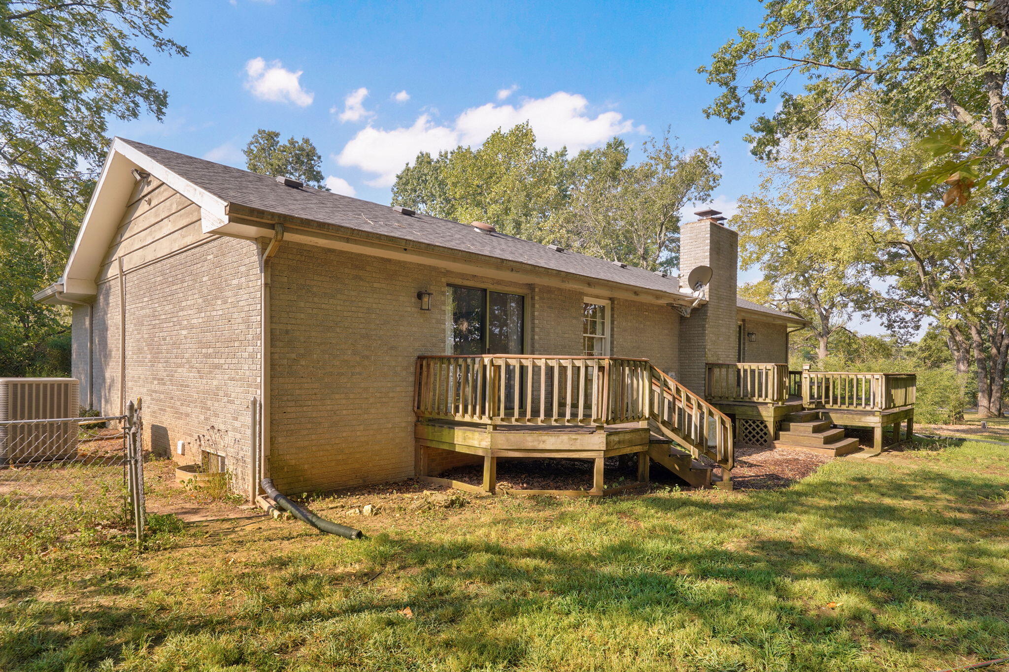 6718 North Farm Road 79 Property Photo 44