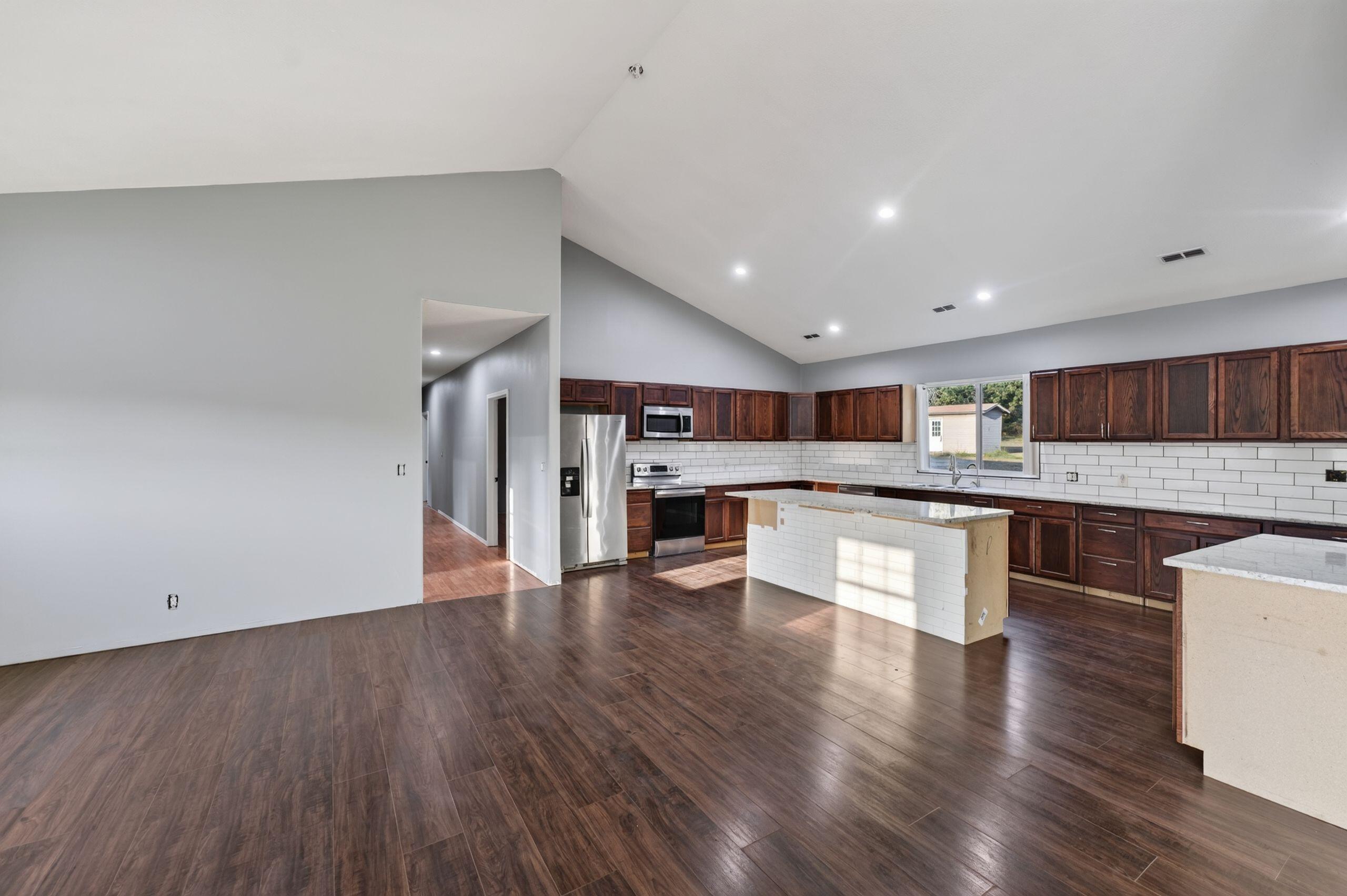 1045 State Highway 64 Property Photo 10