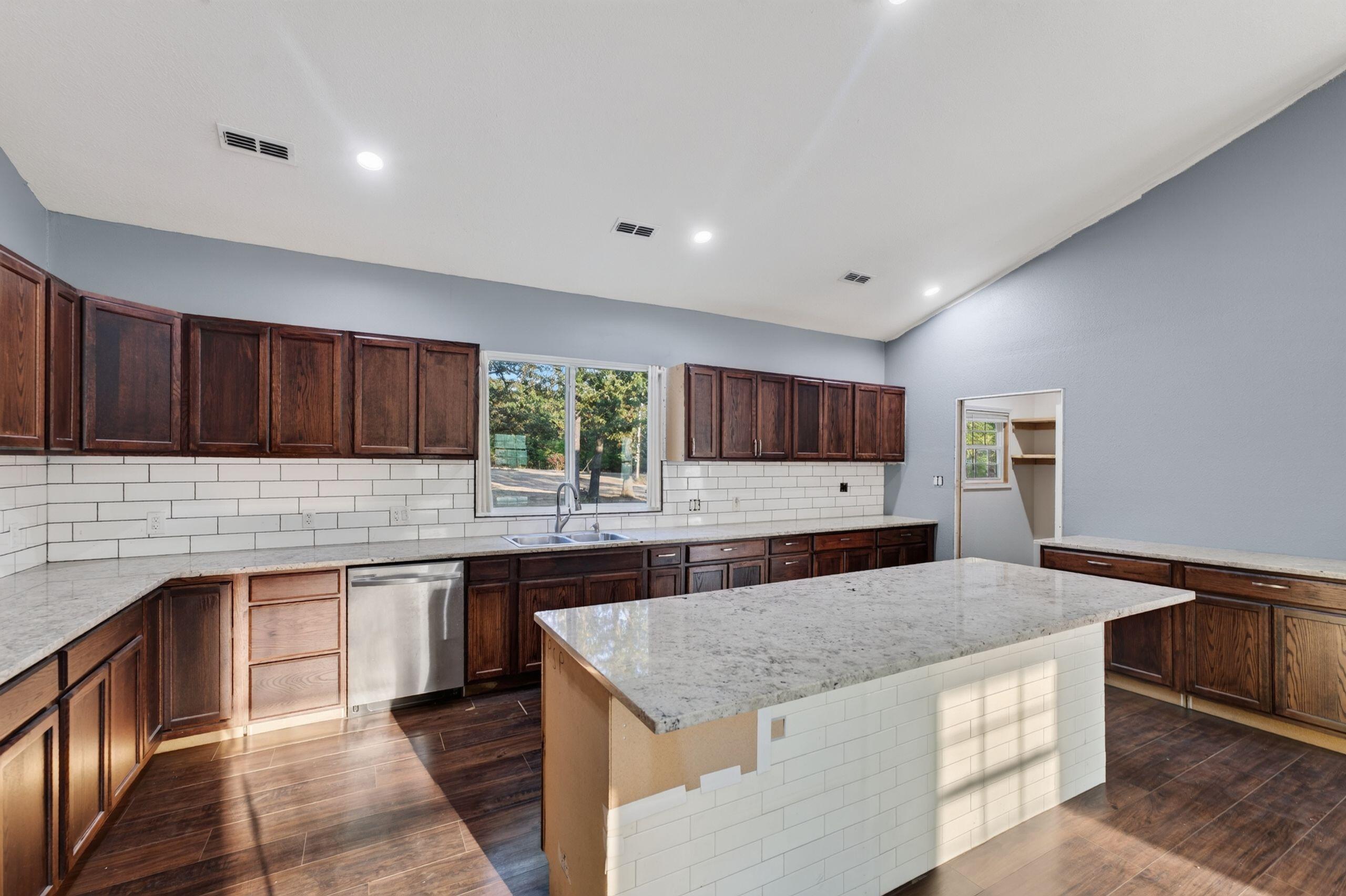 1045 State Highway 64 Property Photo 12