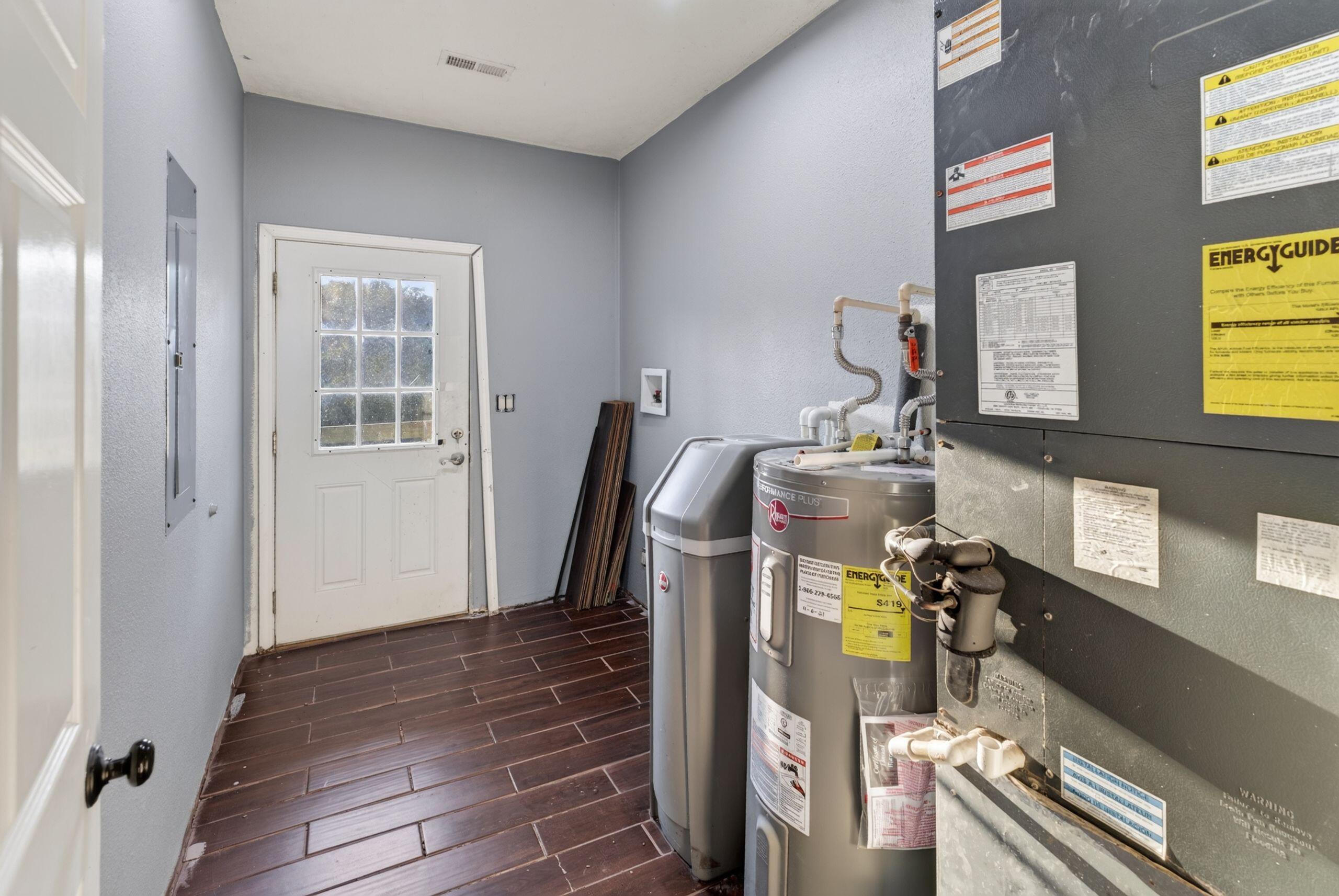 1045 State Highway 64 Property Photo 27