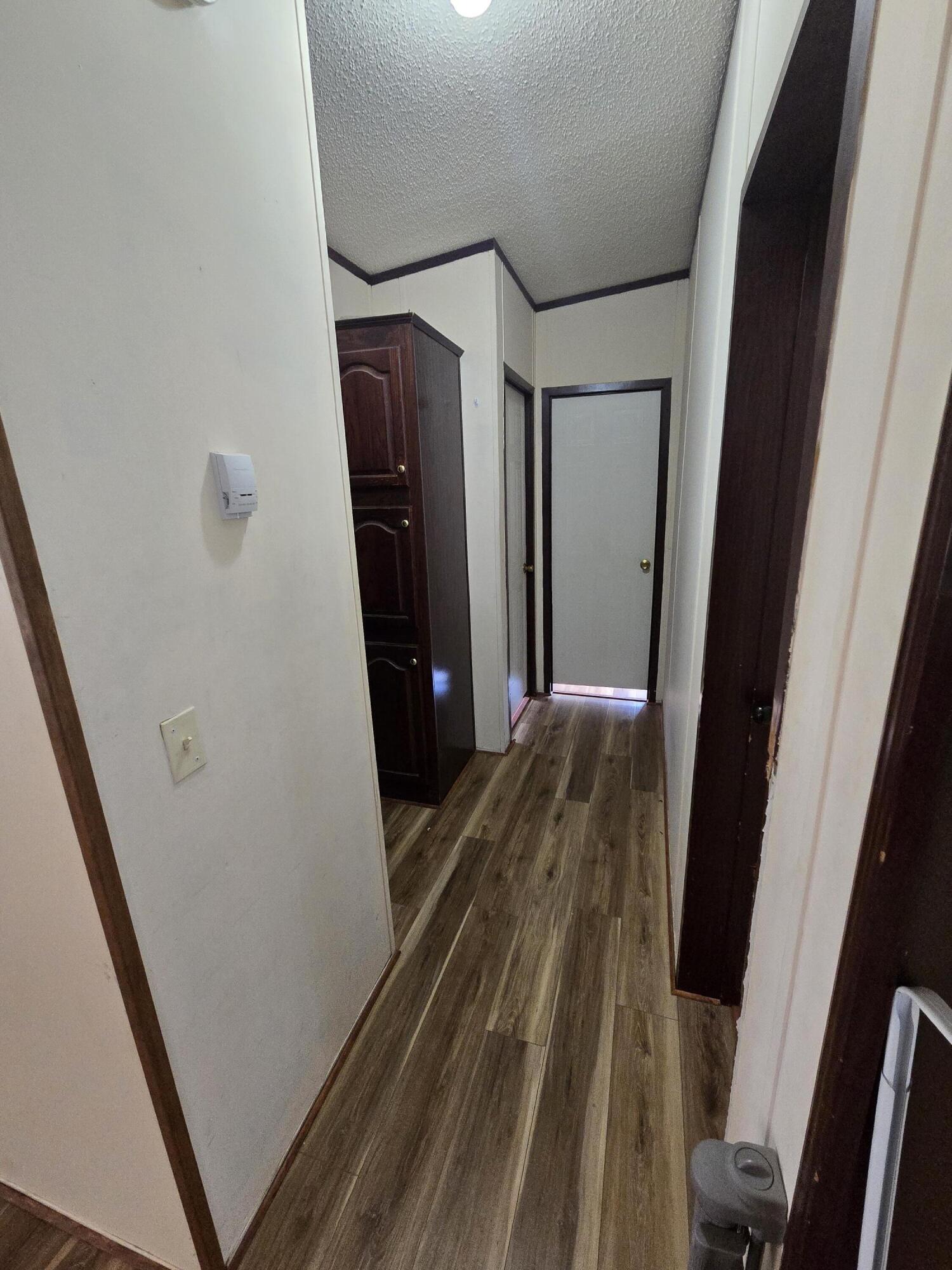 7813 County Road 3850 Property Photo 10