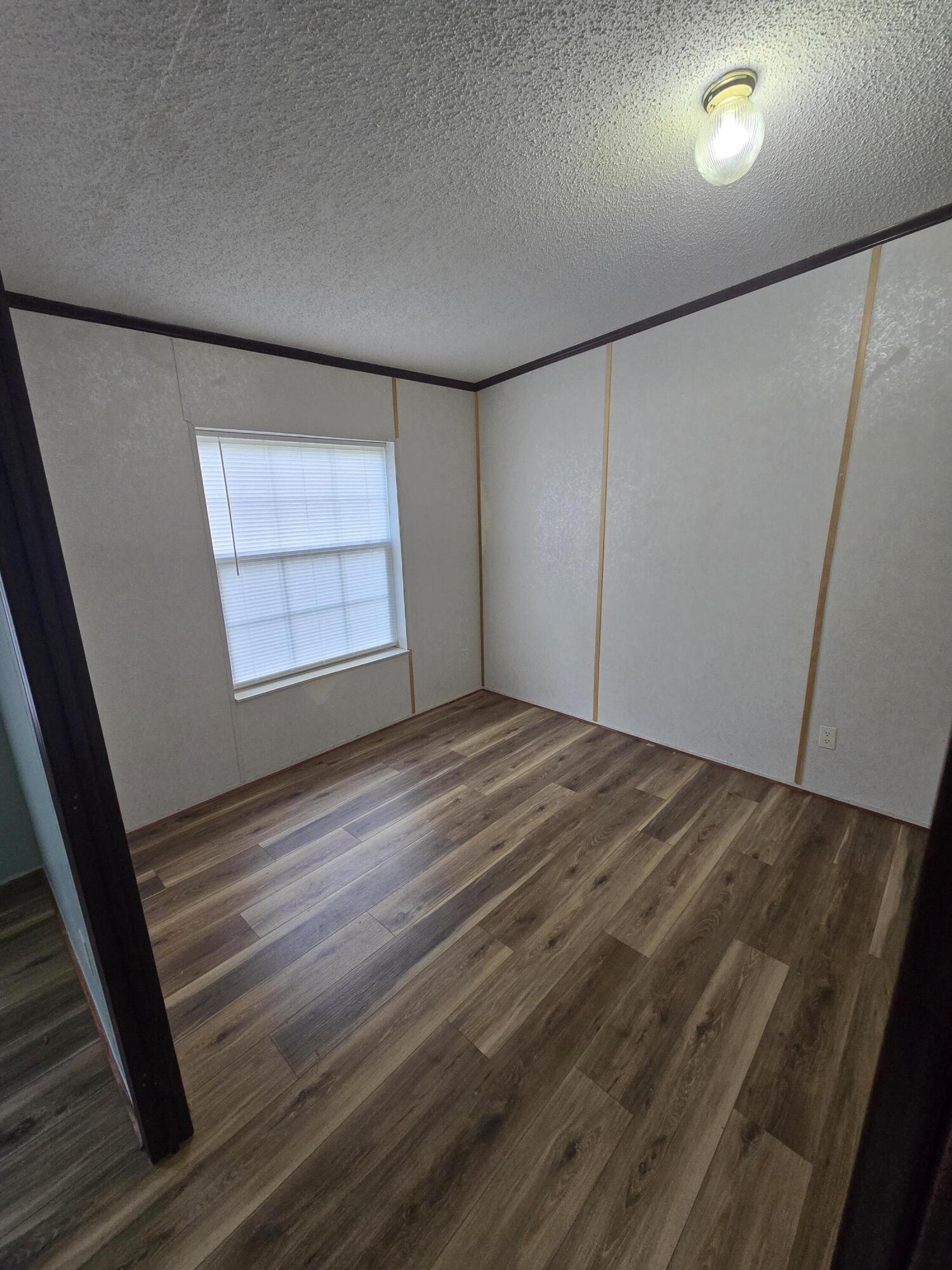 7813 County Road 3850 Property Photo 18