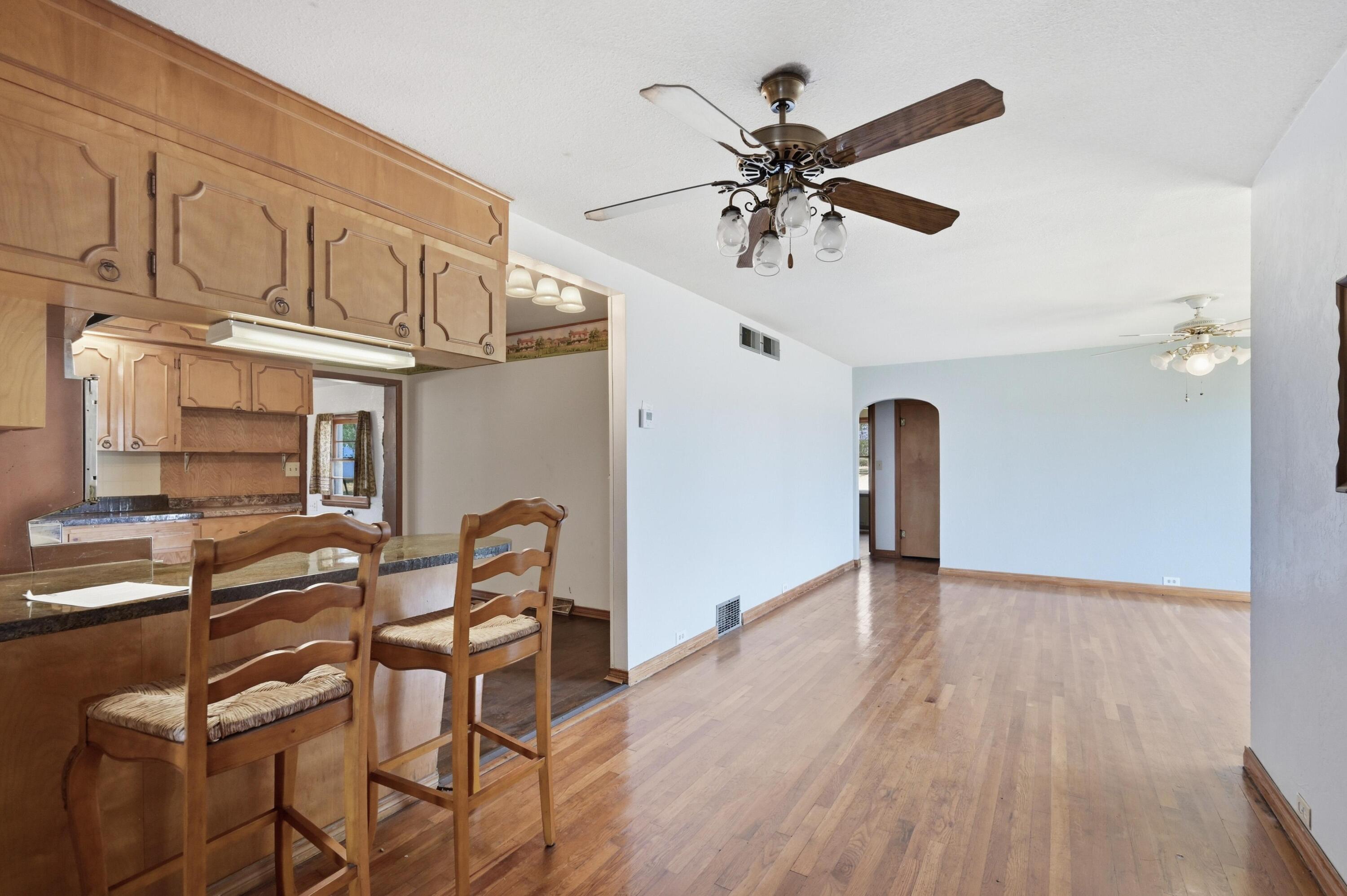 219 South Roy Hill Boulevard Property Photo 12