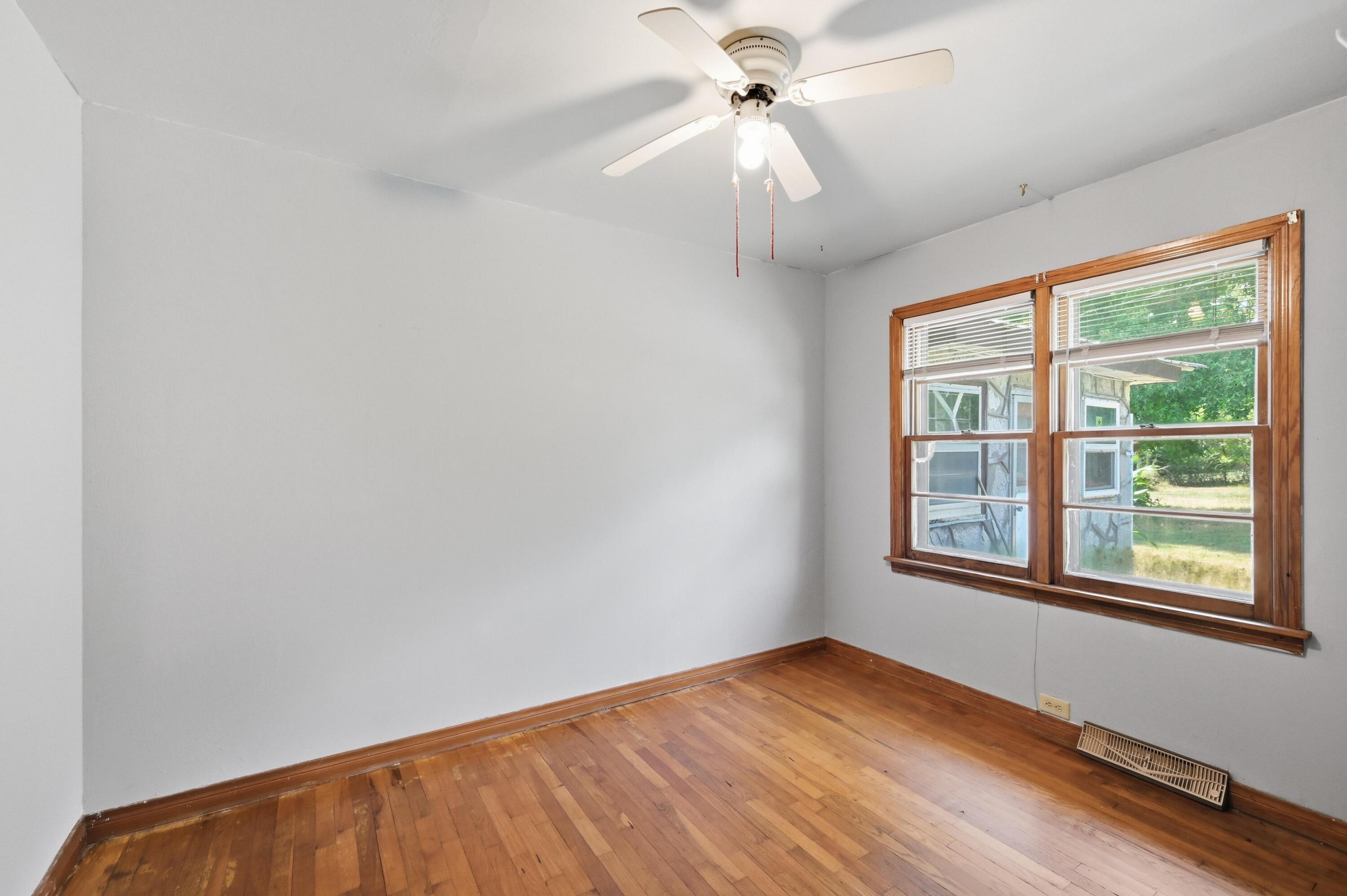 219 South Roy Hill Boulevard Property Photo 27