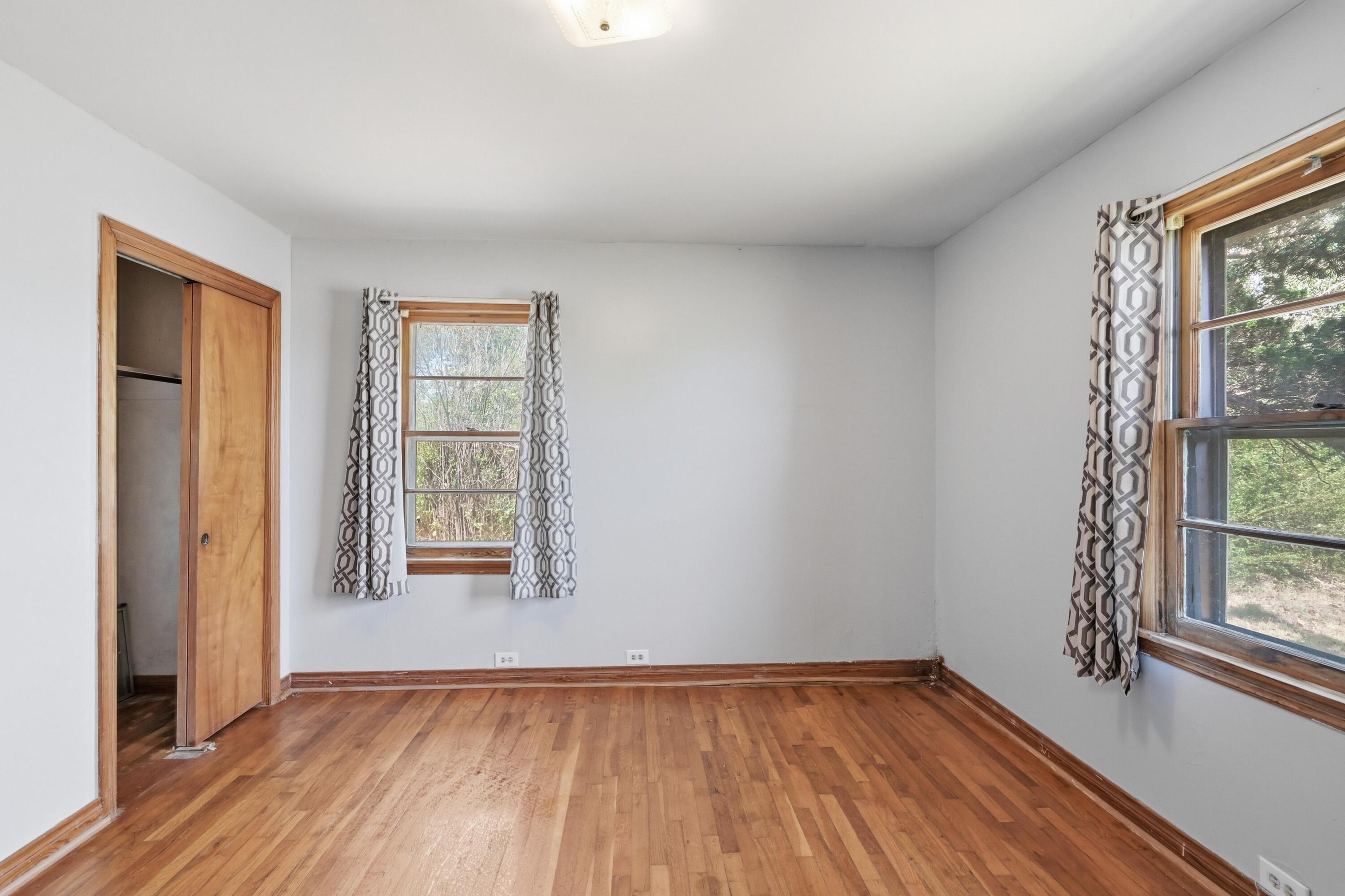 219 South Roy Hill Boulevard Property Photo 31