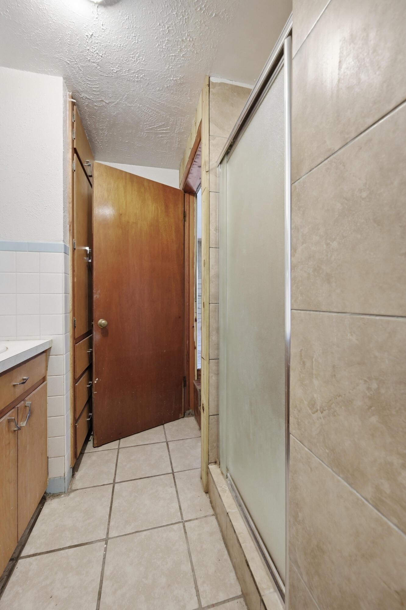 219 South Roy Hill Boulevard Property Photo 38