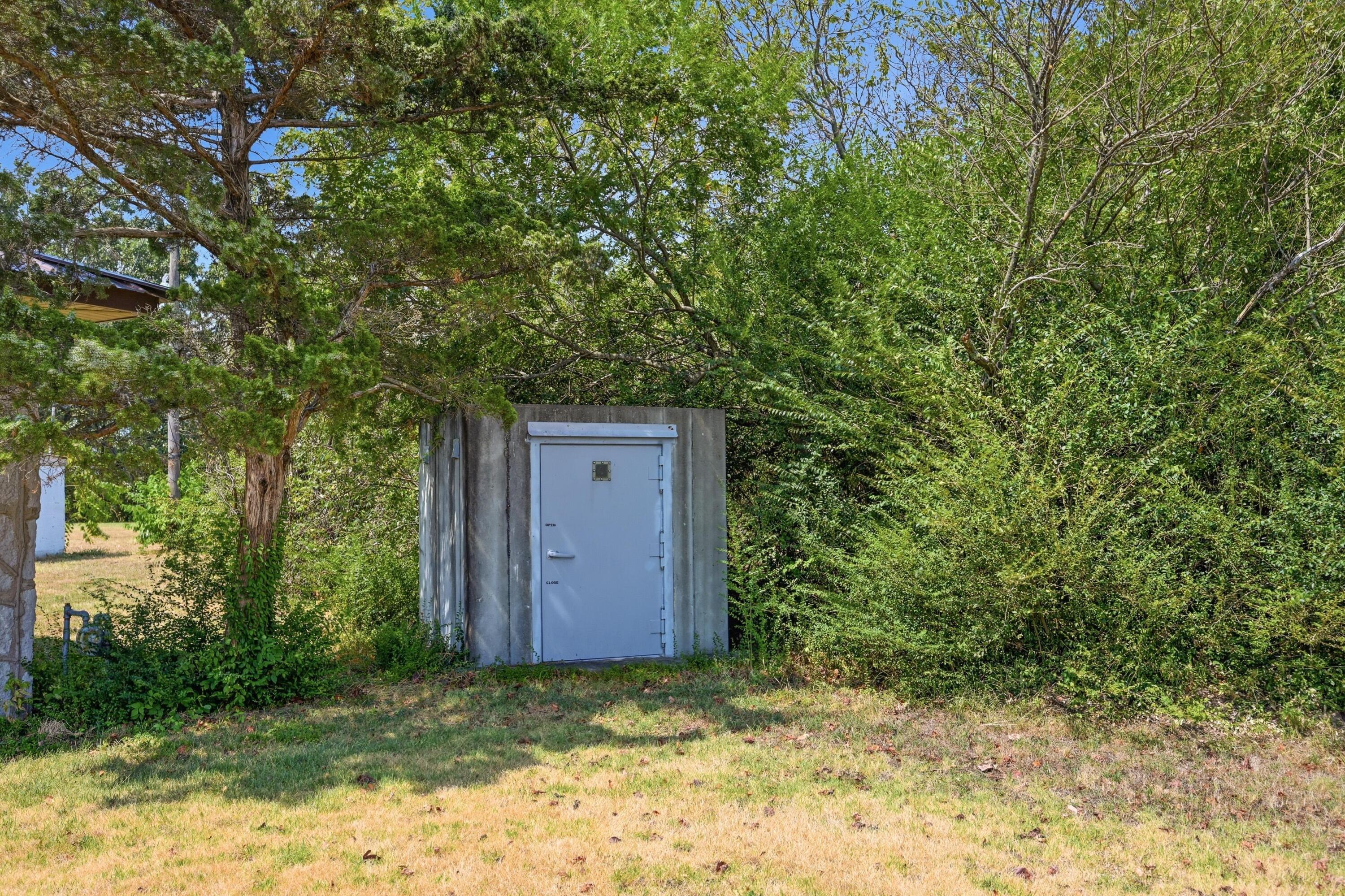 219 South Roy Hill Boulevard Property Photo 41