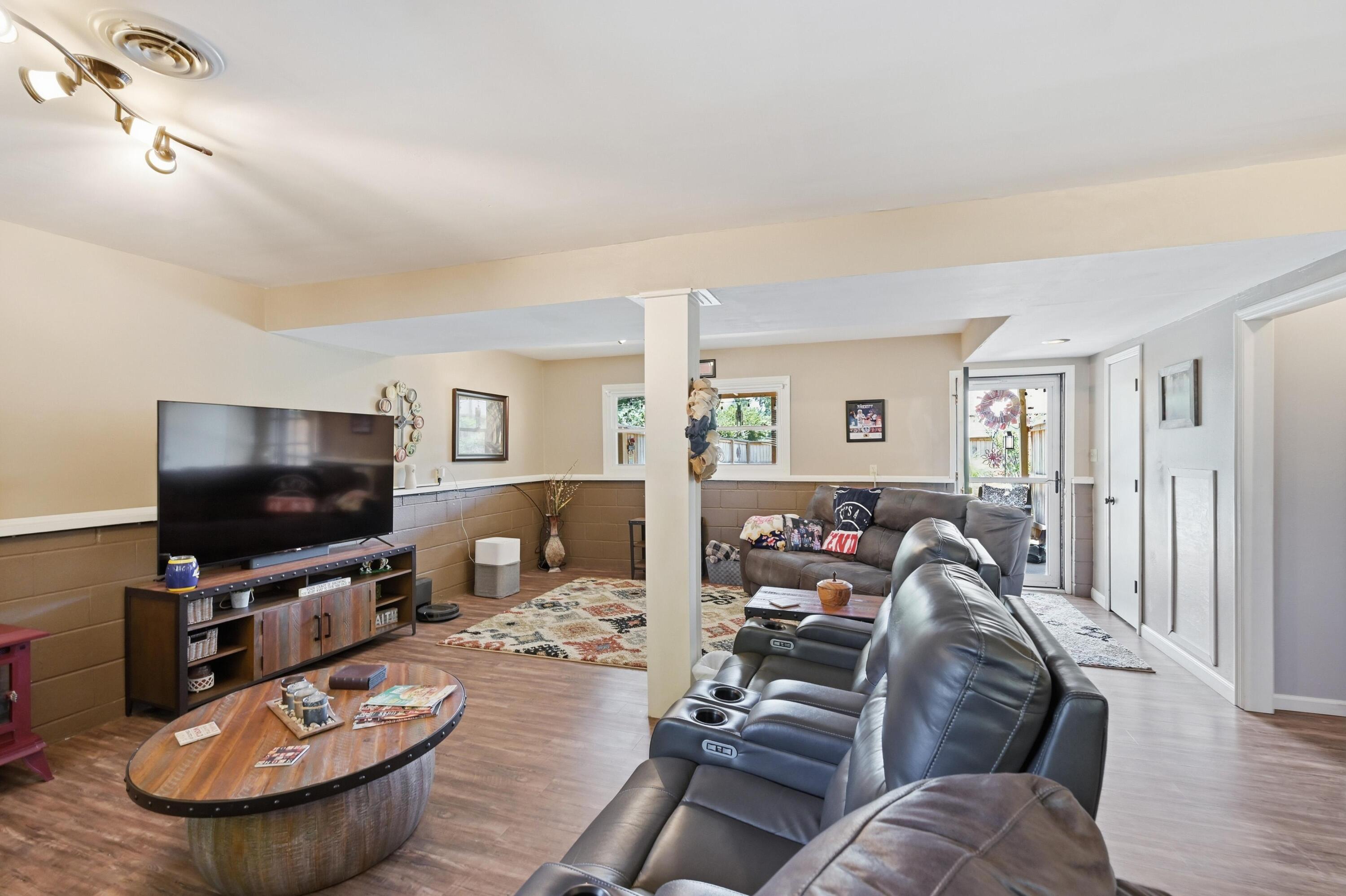 1028 Southern Hills Avenue Property Photo 17