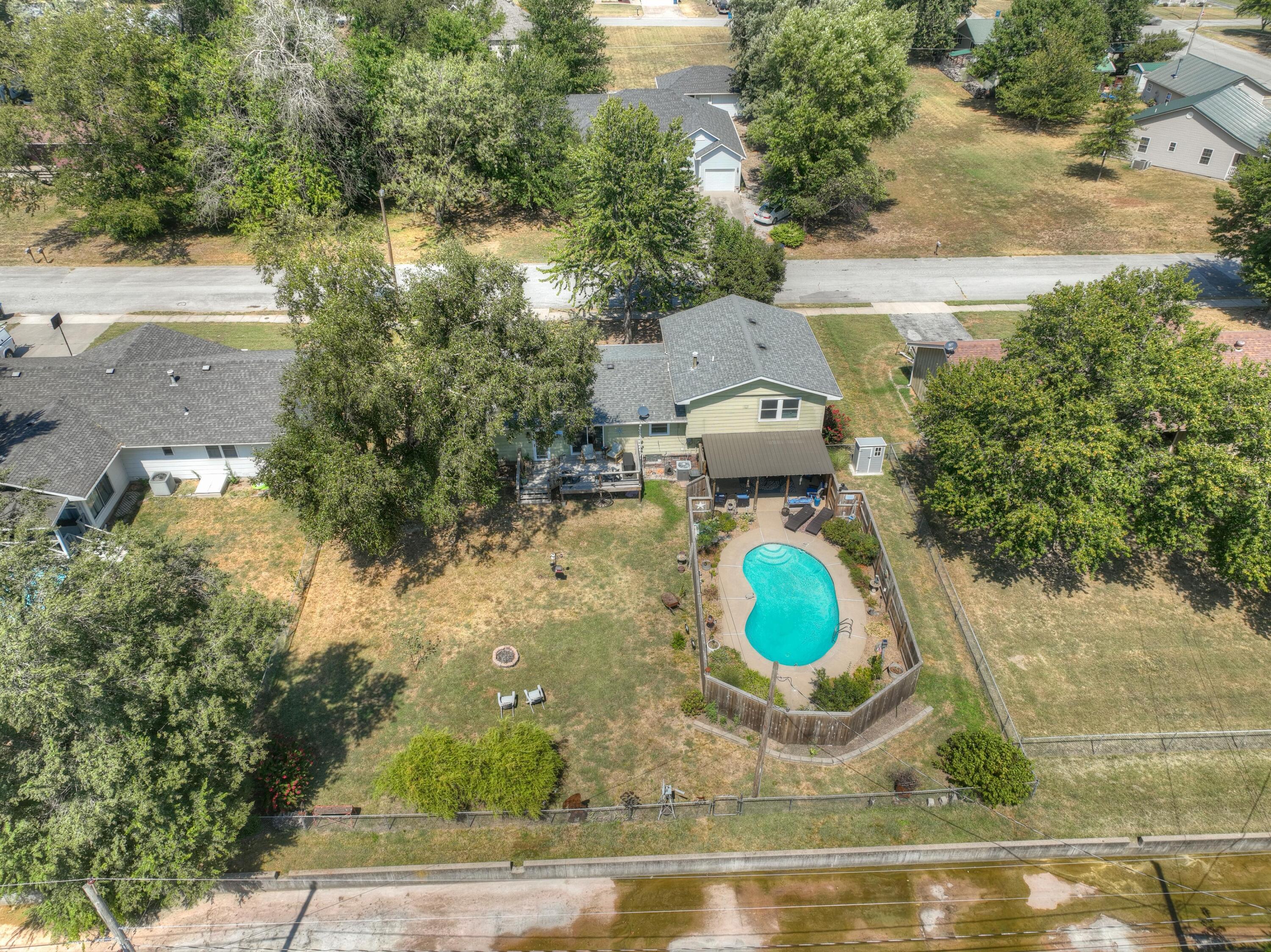 1028 Southern Hills Avenue Property Photo 40