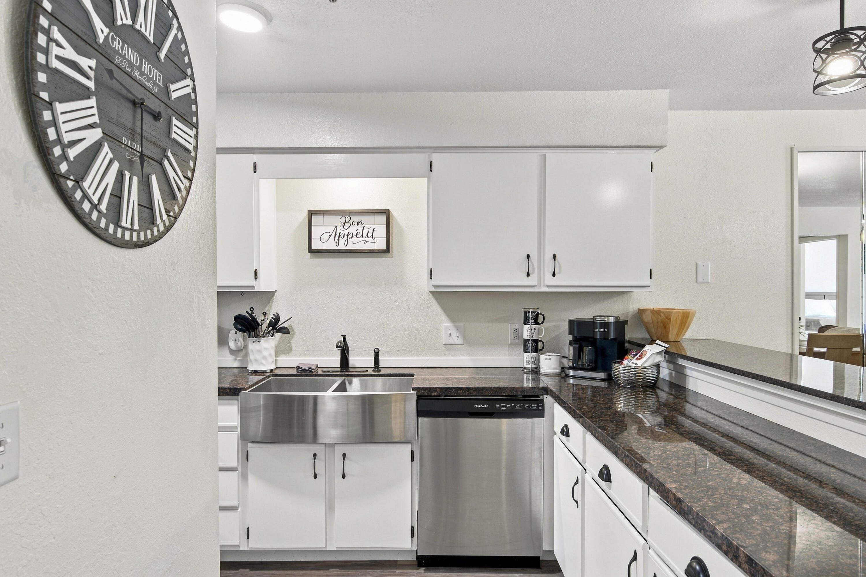 132 Highland Drive Unit 7 Property Photo 10