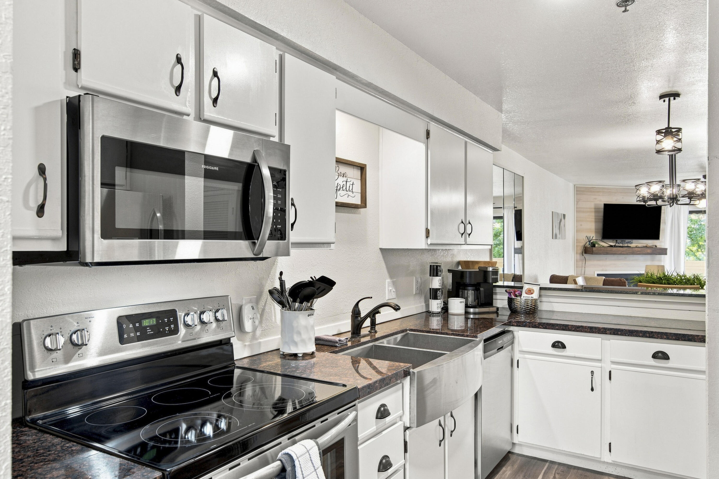 132 Highland Drive Unit 7 Property Photo 11
