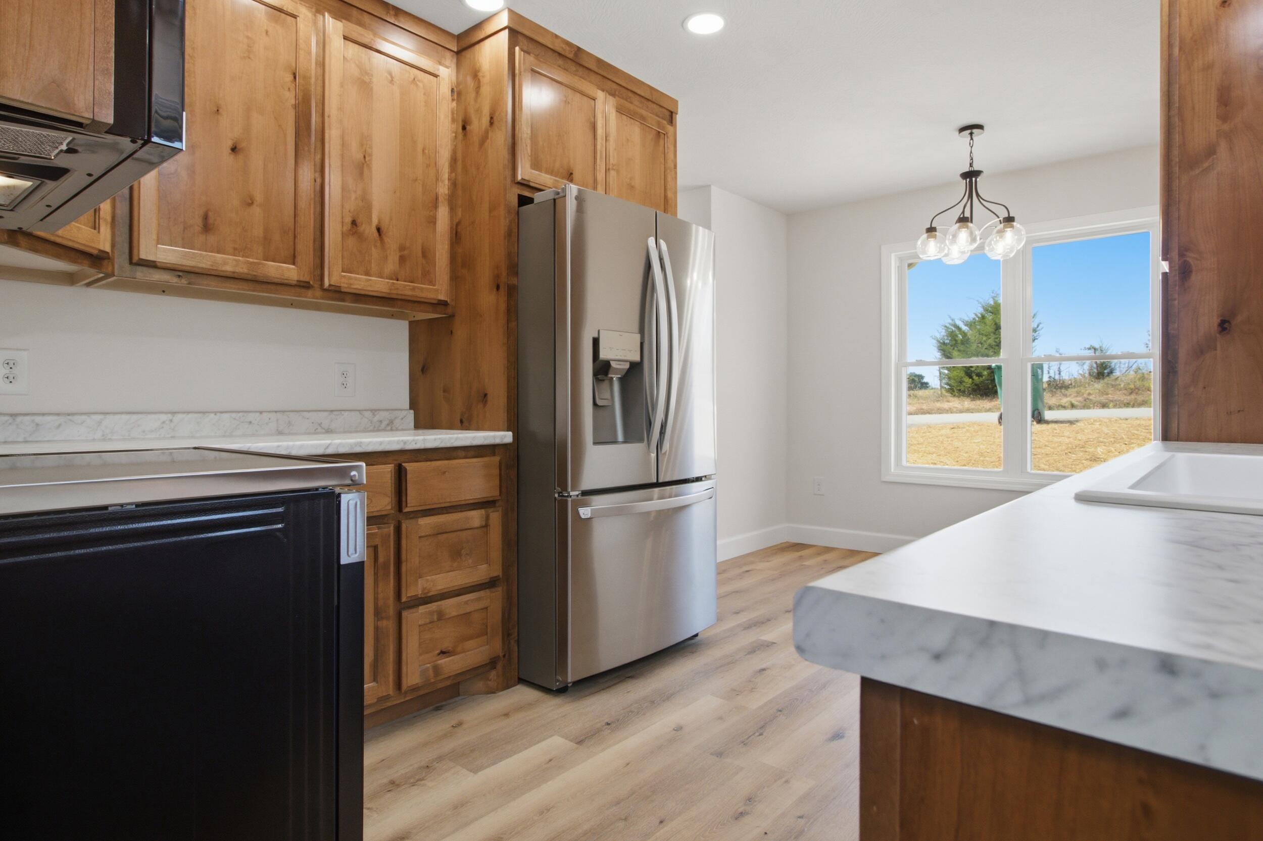 616 Rogers Avenue Property Photo 10