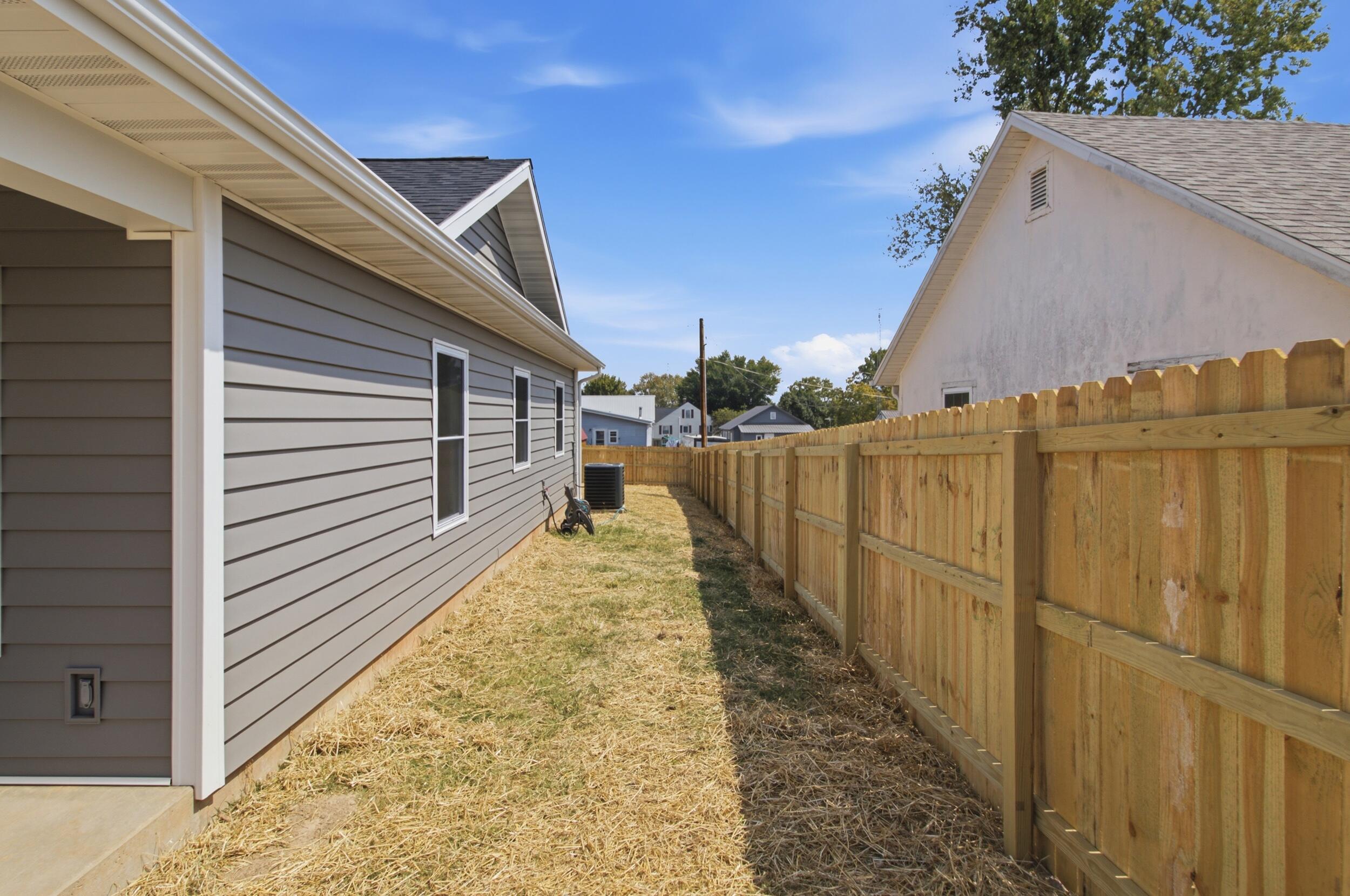 616 Rogers Avenue Property Photo 33
