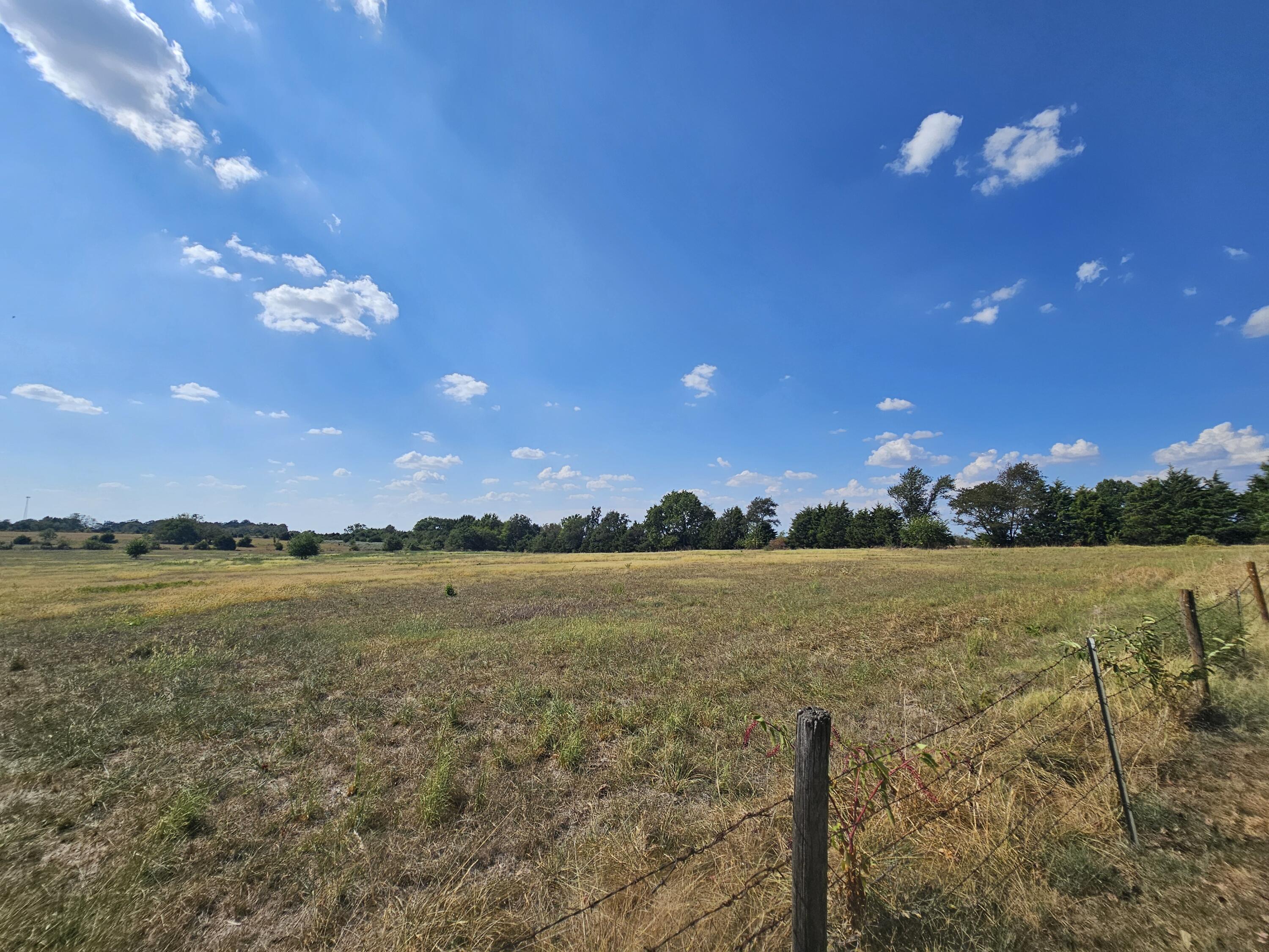 000 South Highway H Property Photo 5