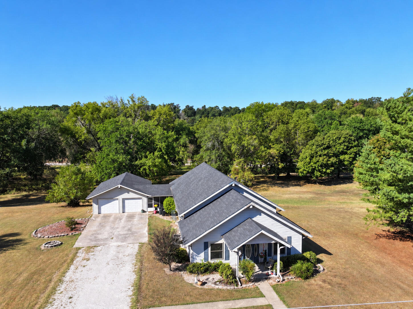 128 Riverview Drive Property Photo 1