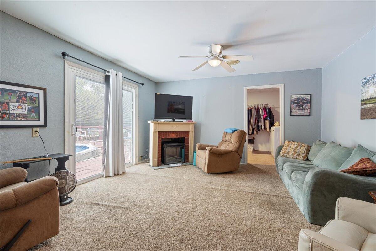 128 Riverview Drive Property Photo 19