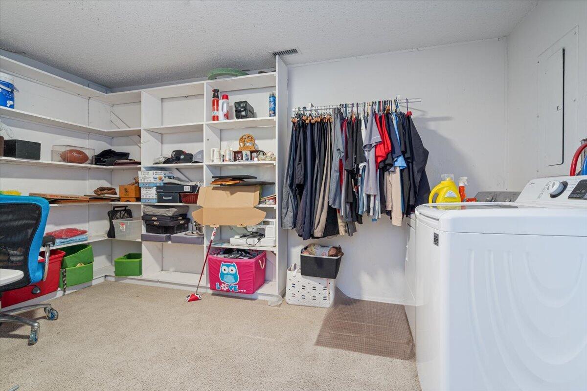 128 Riverview Drive Property Photo 21