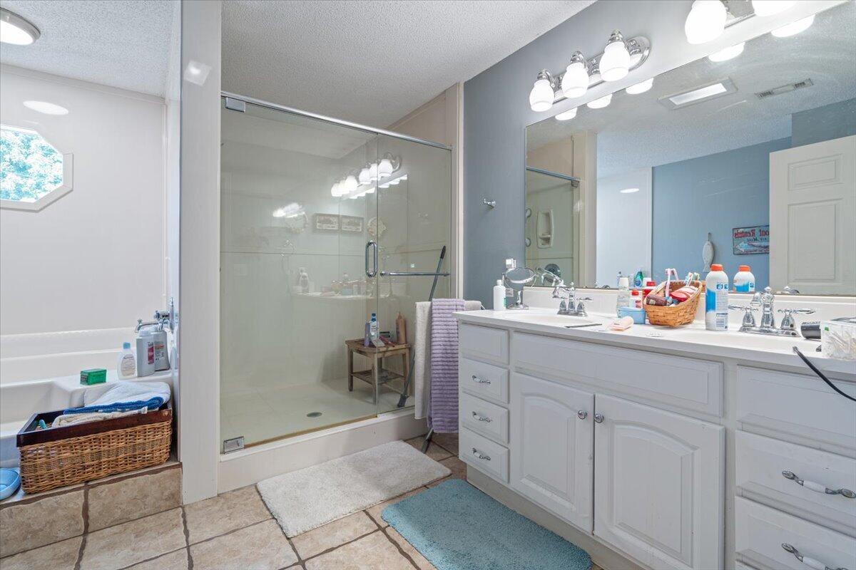 128 Riverview Drive Property Photo 24