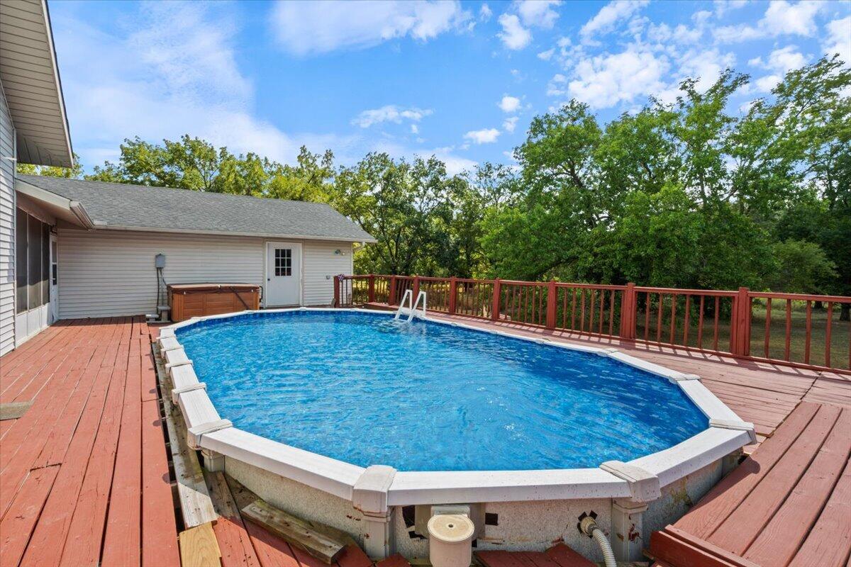 128 Riverview Drive Property Photo 35