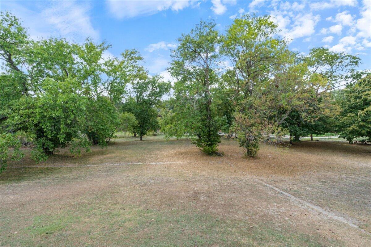 128 Riverview Drive Property Photo 37