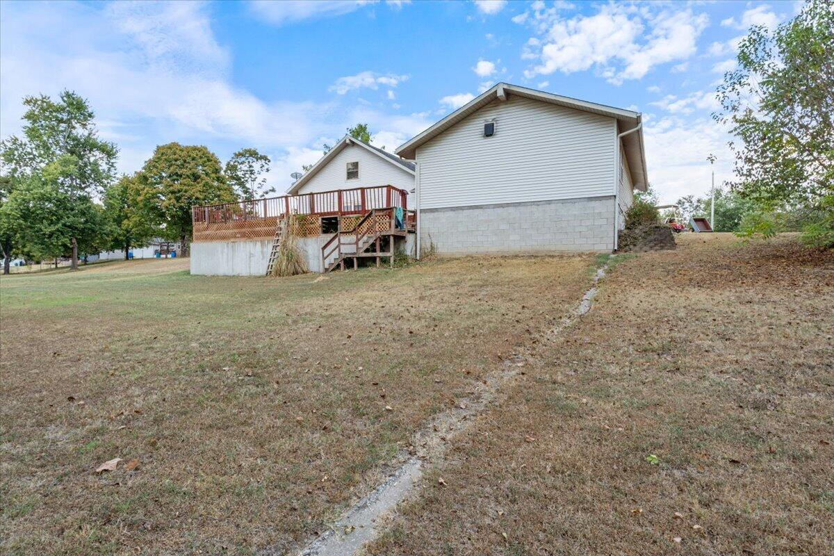 128 Riverview Drive Property Photo 39
