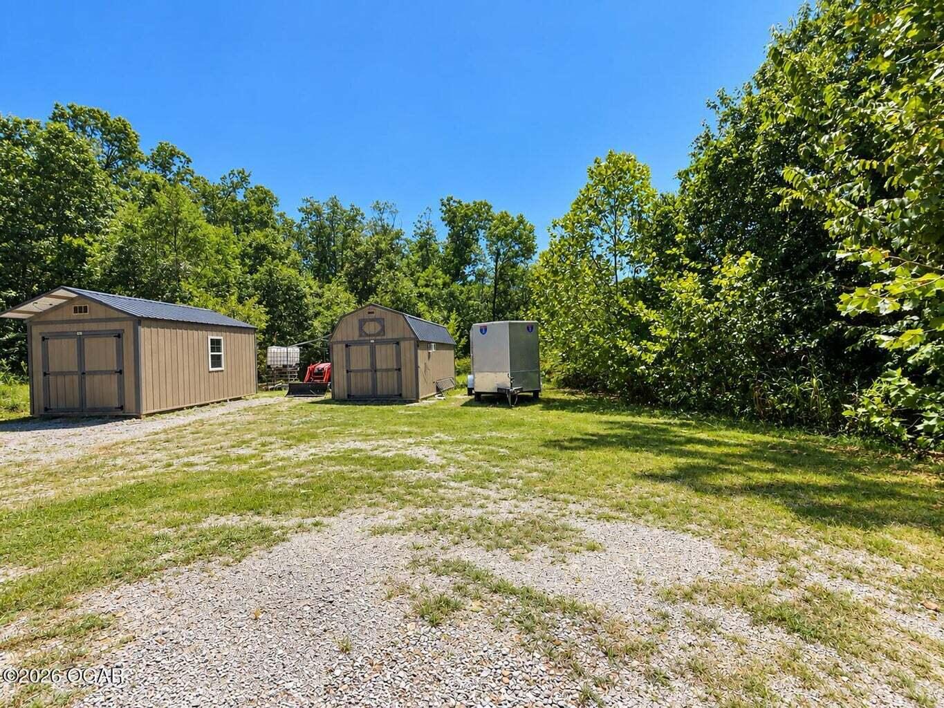 19879 Farm Road 1043 Property Photo 12