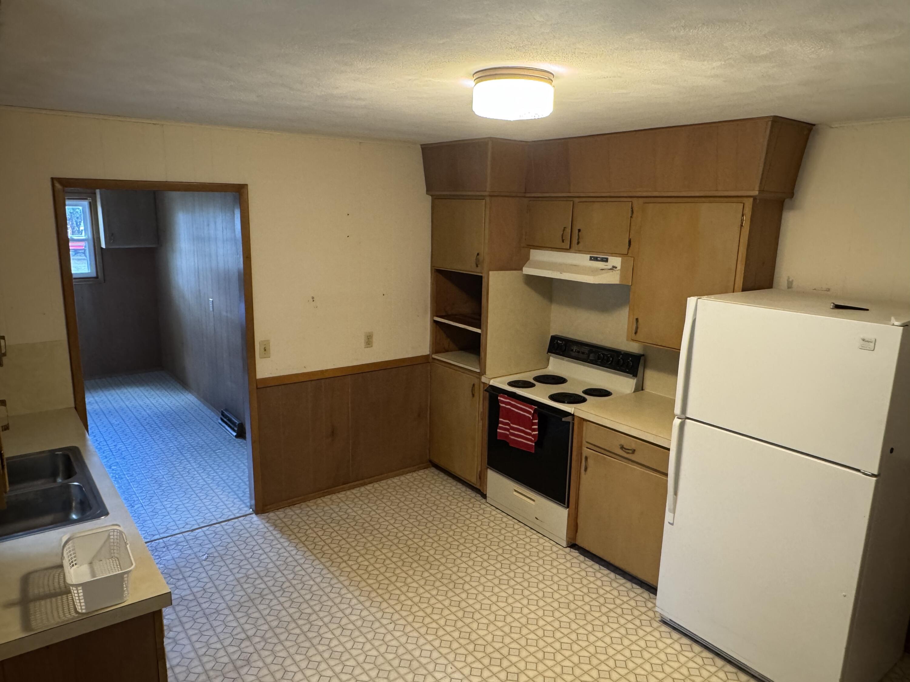 18533 Maple Street Property Photo 16