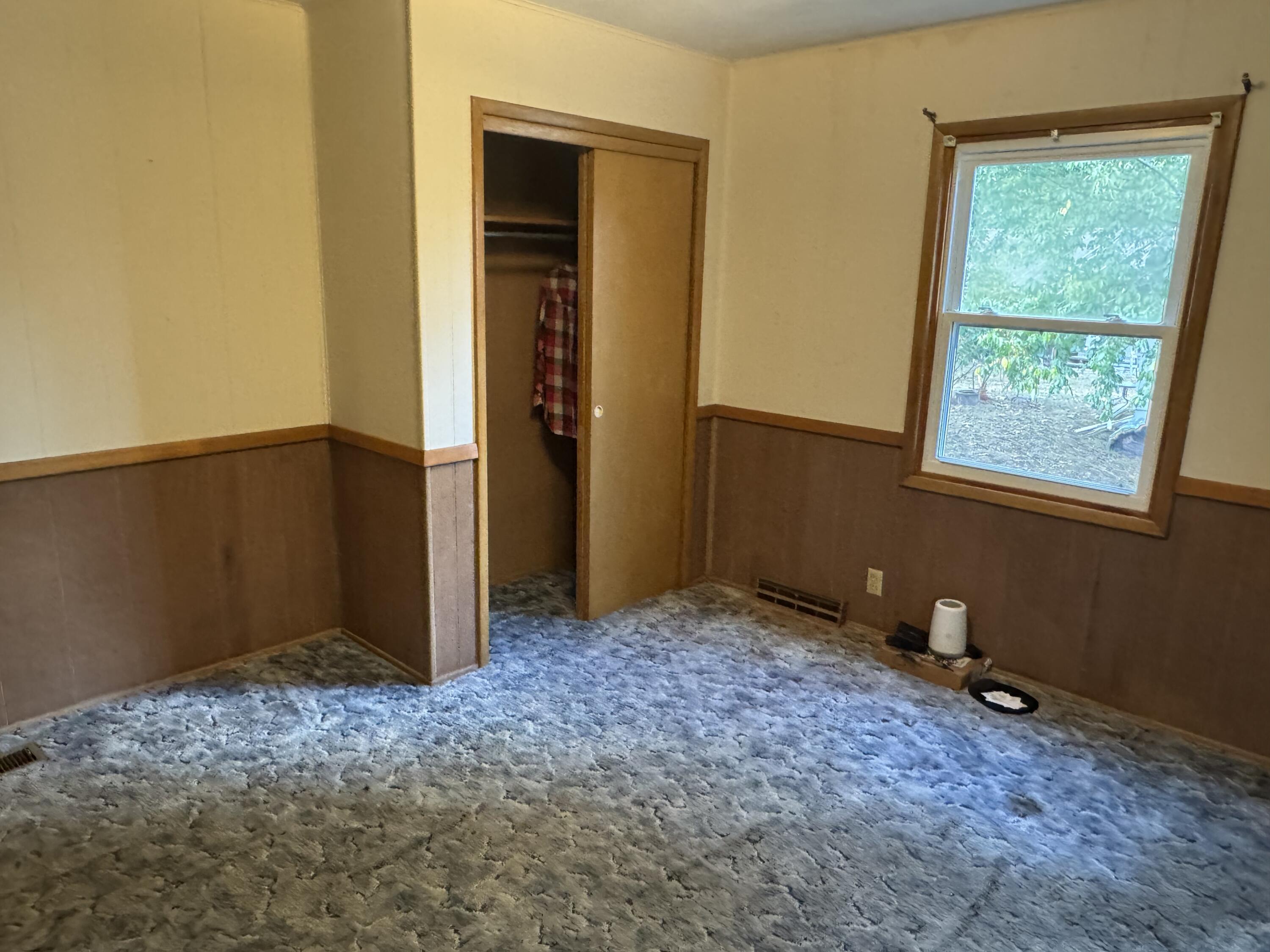 18533 Maple Street Property Photo 18