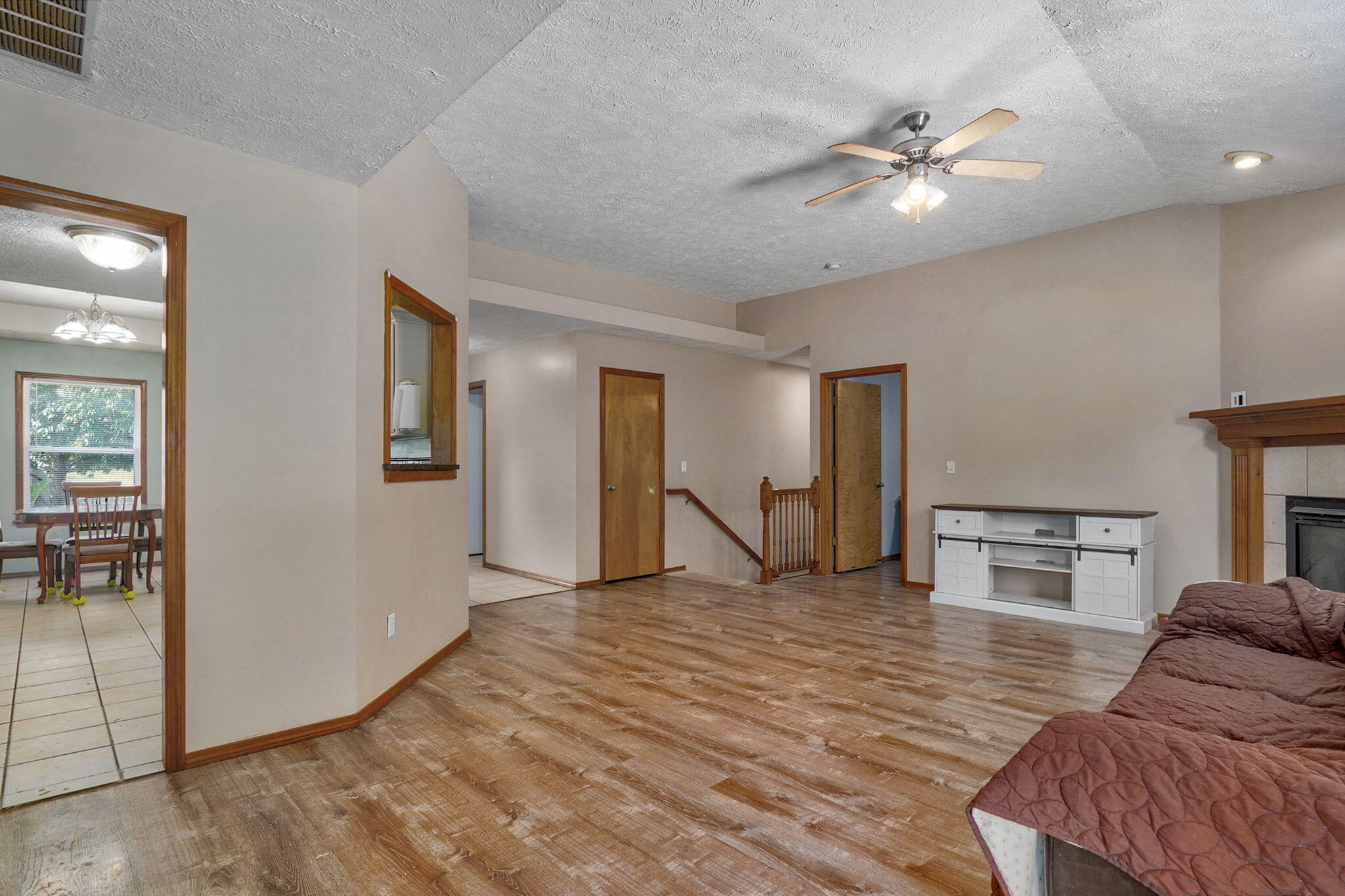 3821 West Lark Street Property Photo 7