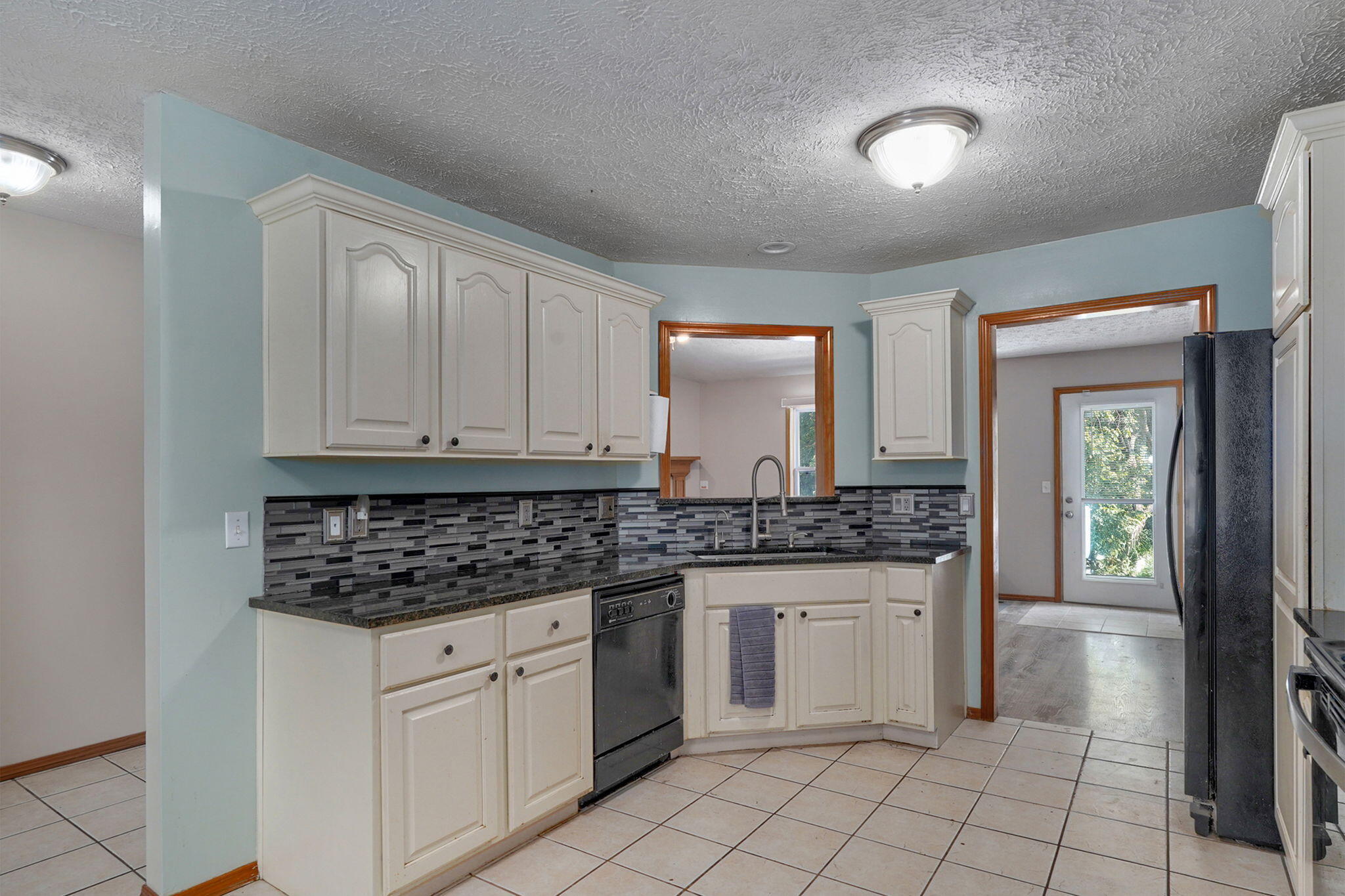 3821 West Lark Street Property Photo 14