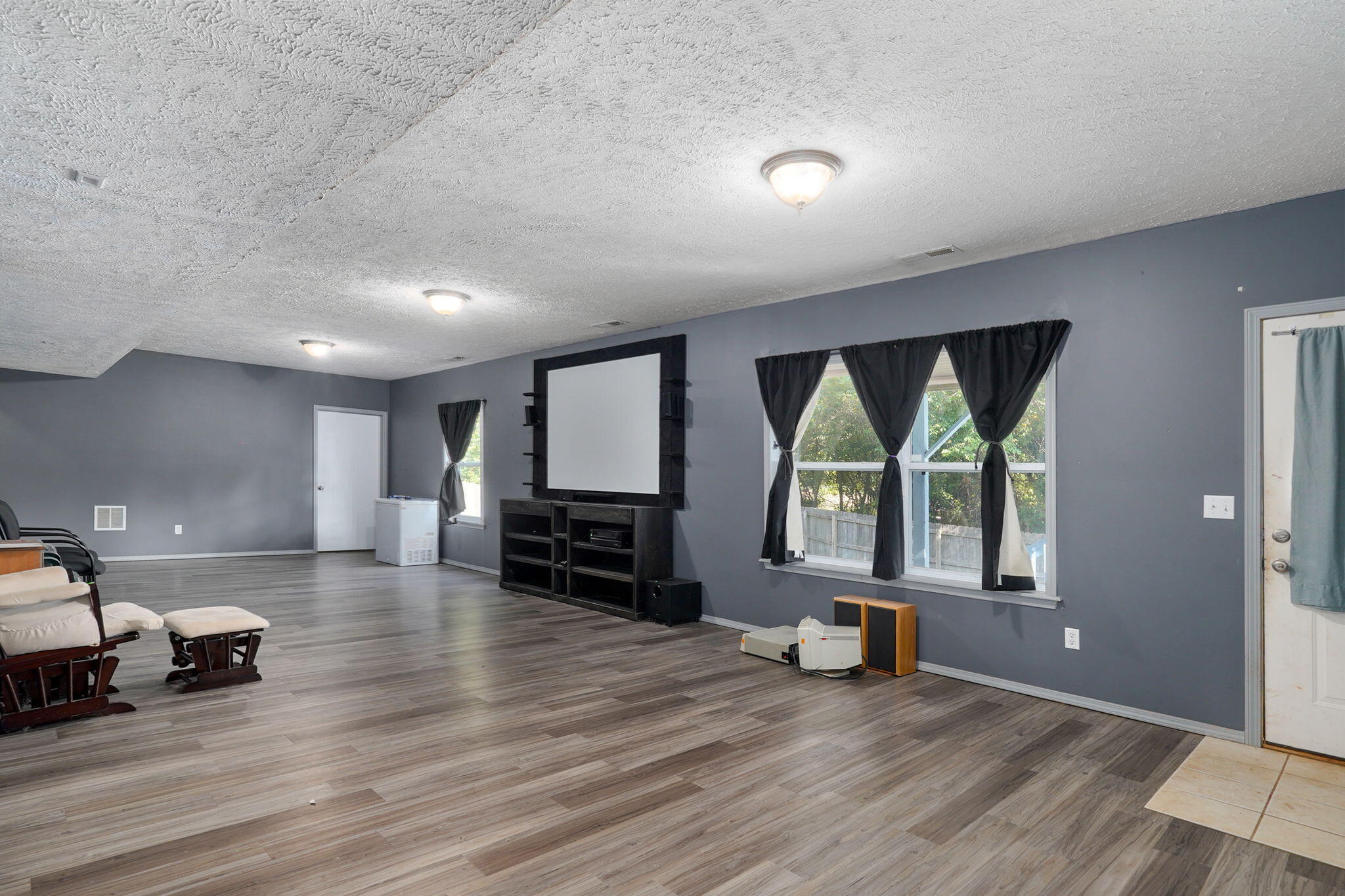 3821 West Lark Street Property Photo 29