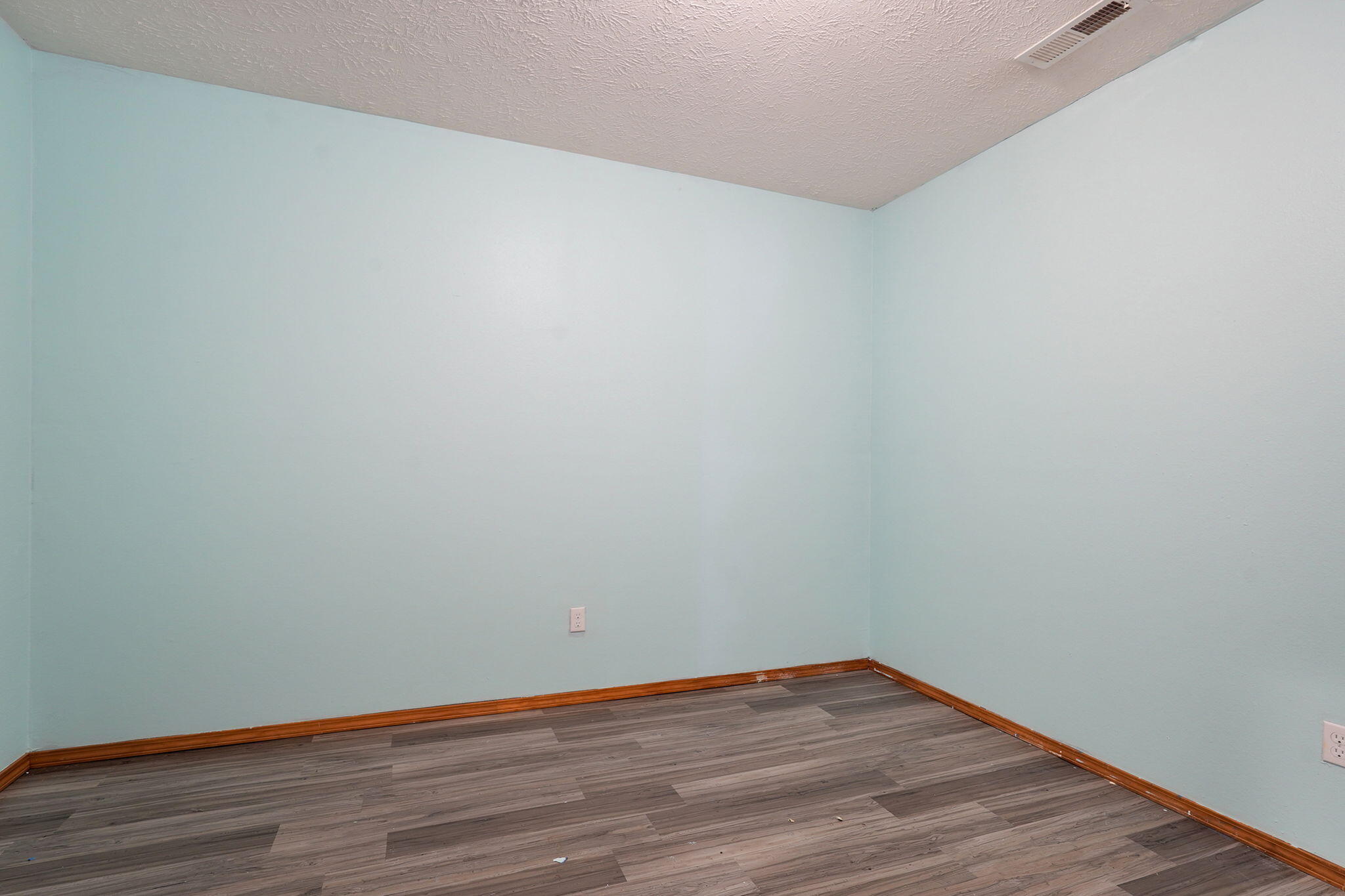3821 West Lark Street Property Photo 34