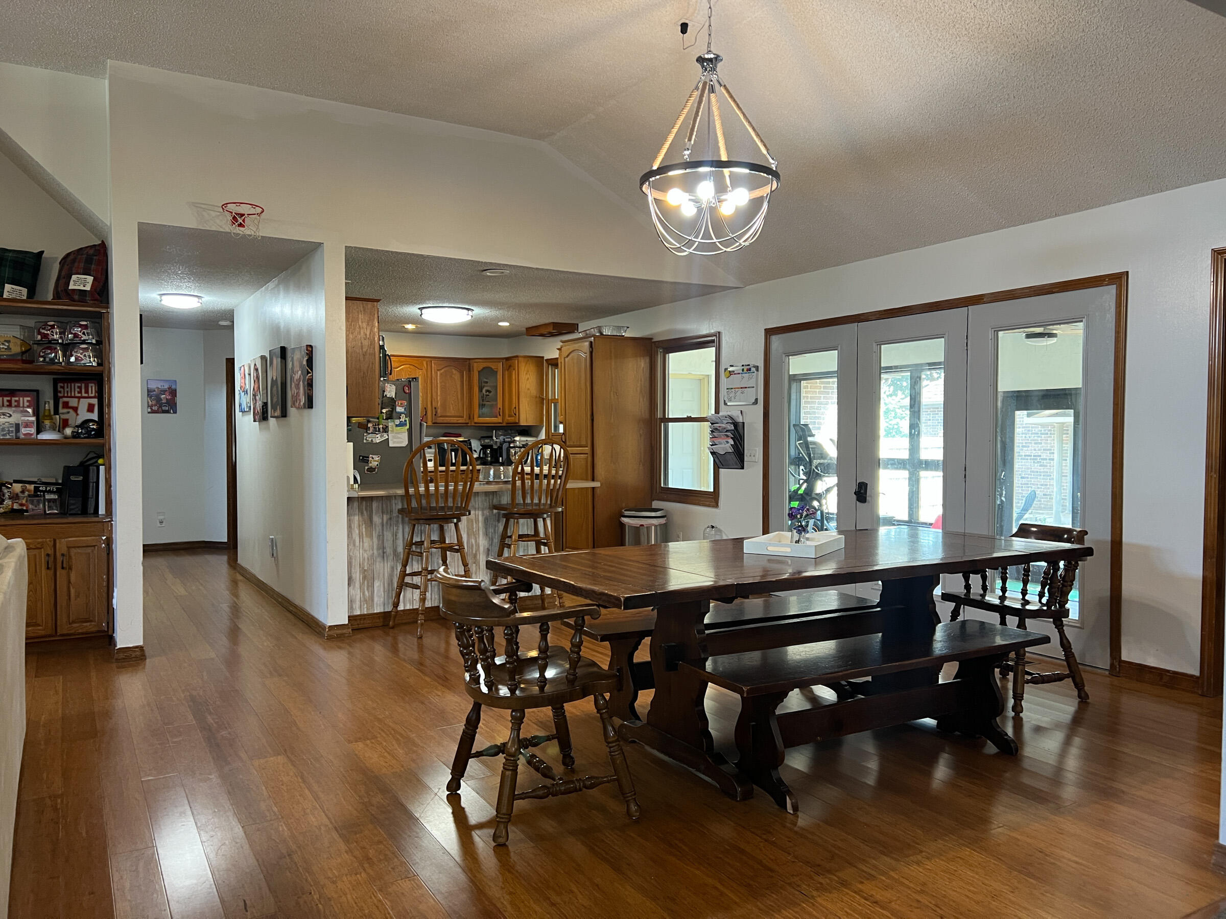1302 East 13th Street Property Photo 54