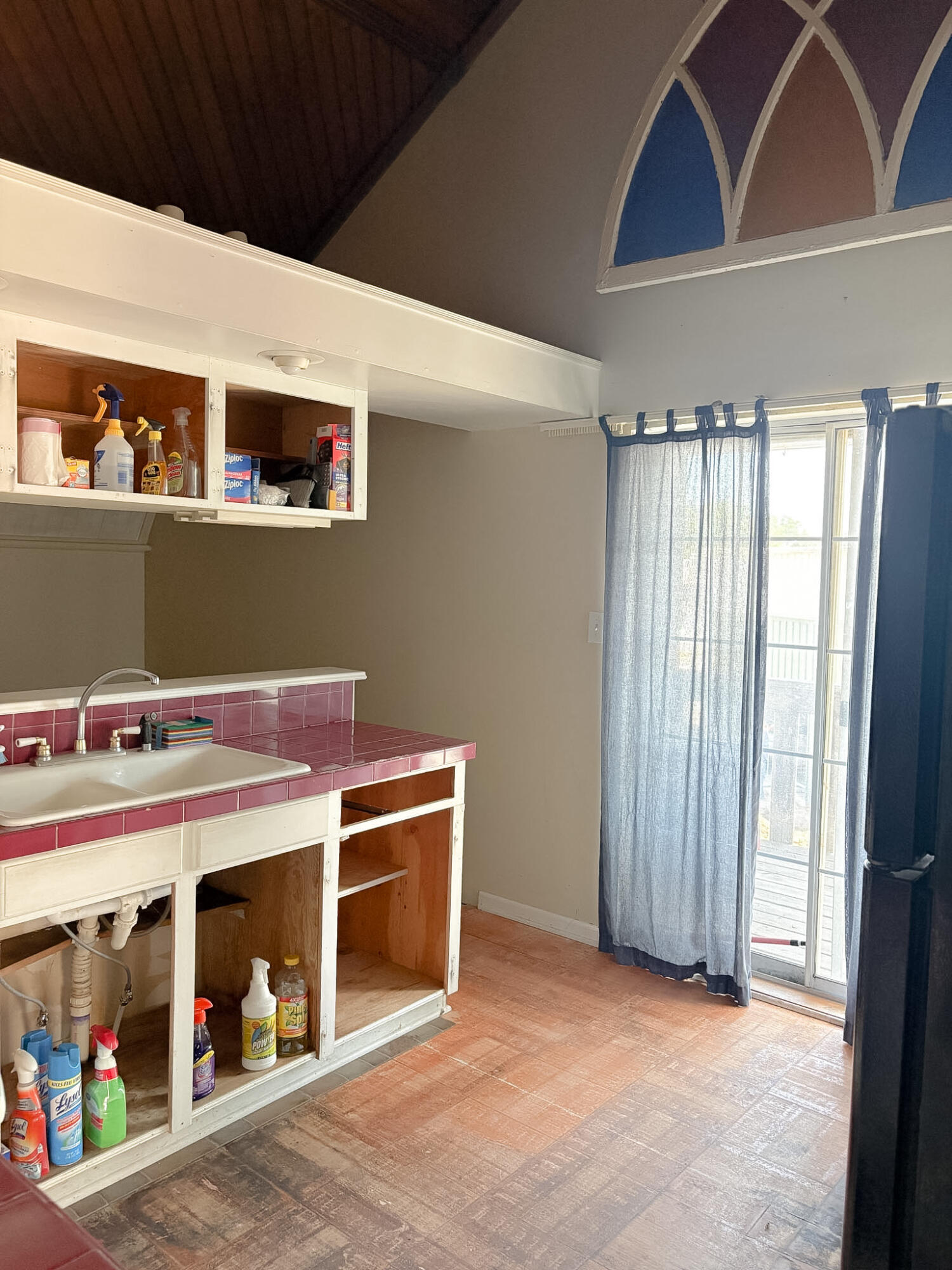 700 Ottawa Street Property Photo 8
