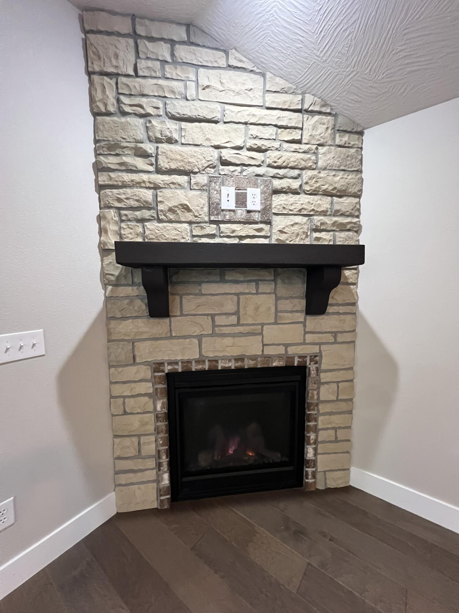 813 South Ridgemont Drive Property Photo 13