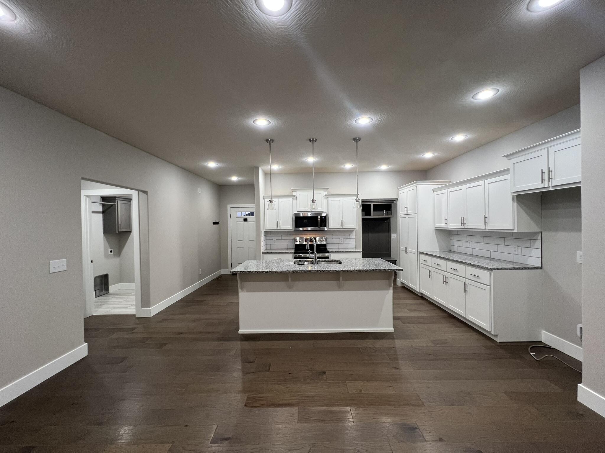 813 South Ridgemont Drive Property Photo 15