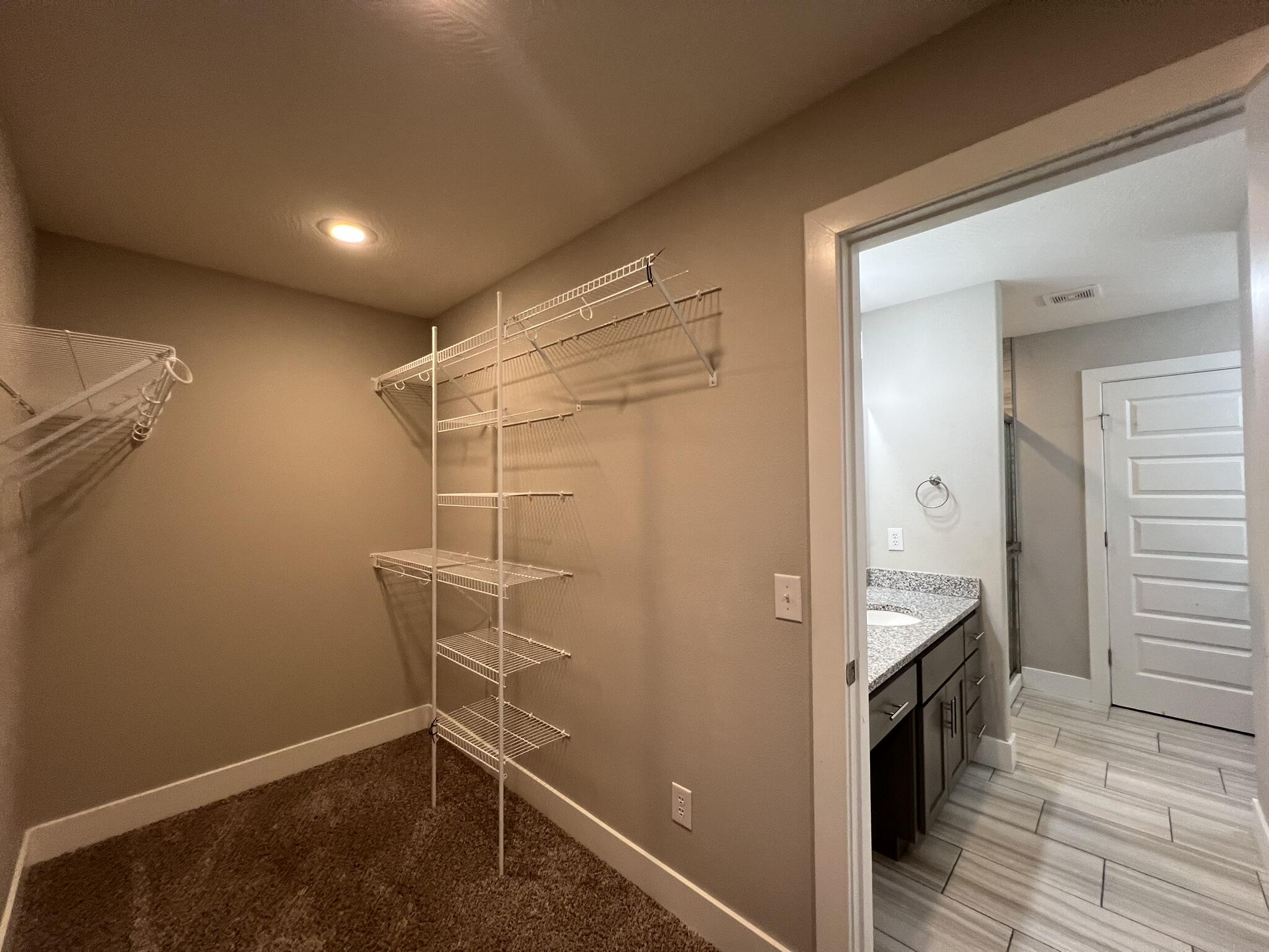 813 South Ridgemont Drive Property Photo 23