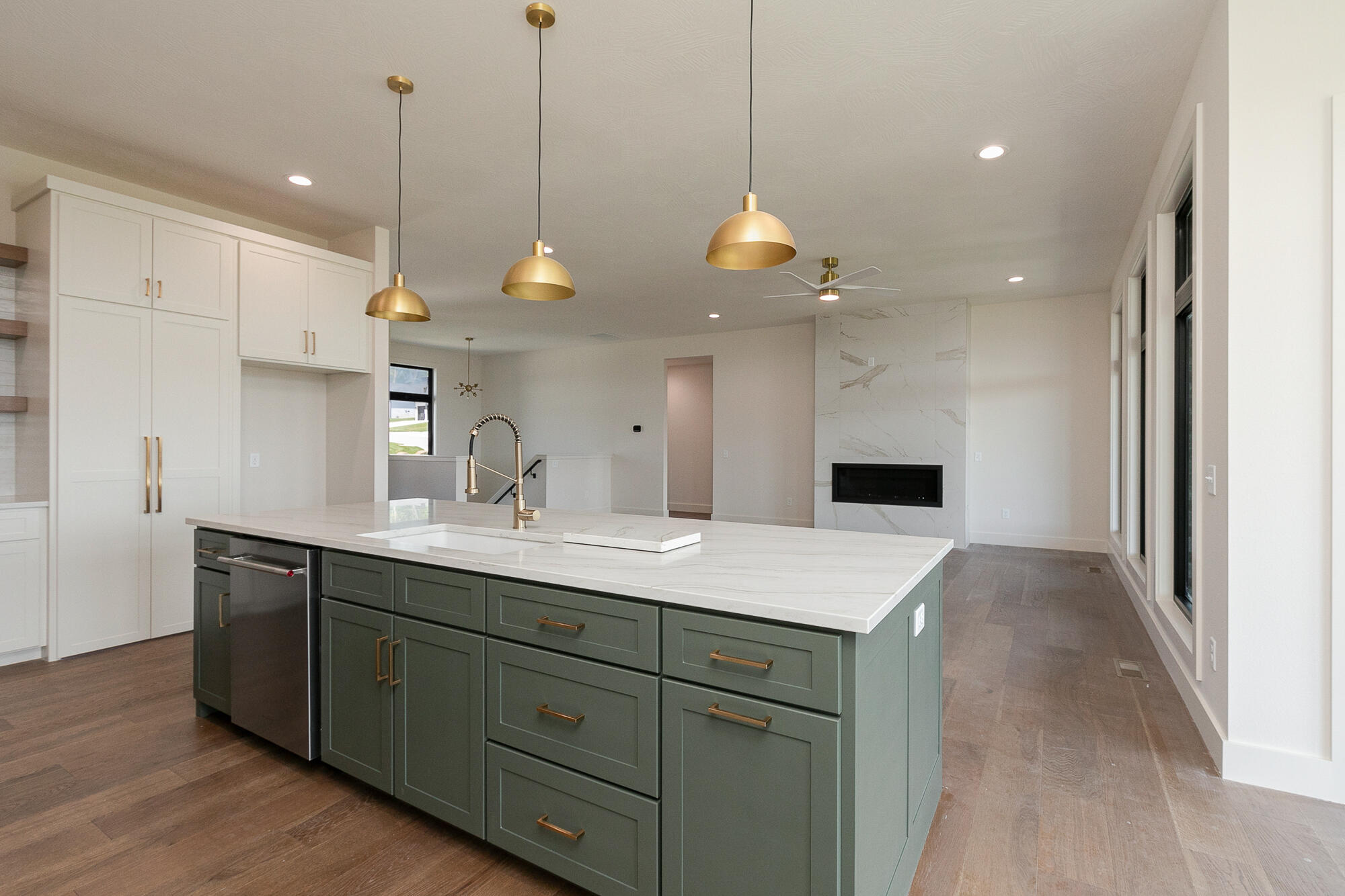 2082 North Unbridled Court Property Photo 16