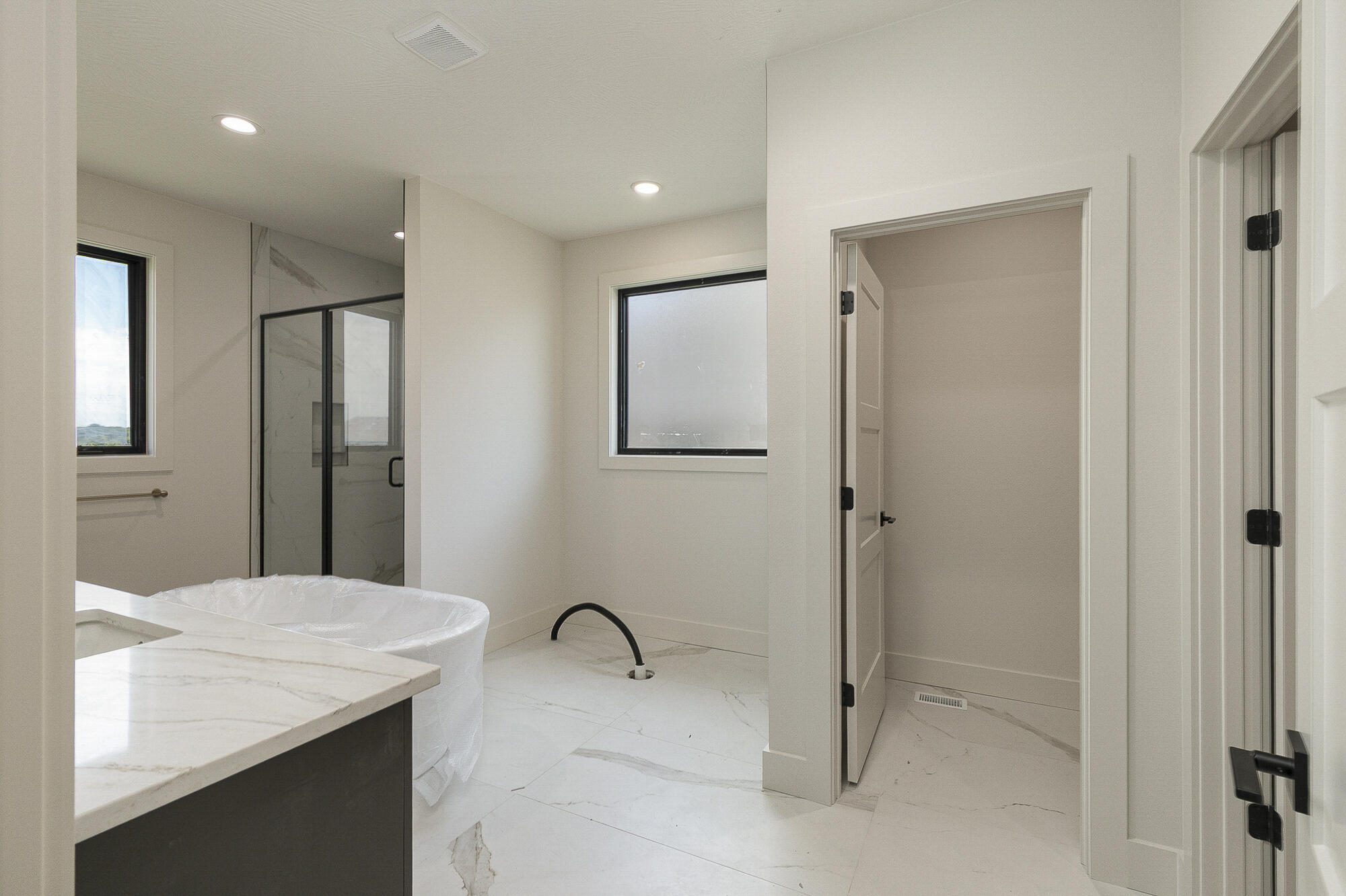 2082 North Unbridled Court Property Photo 21