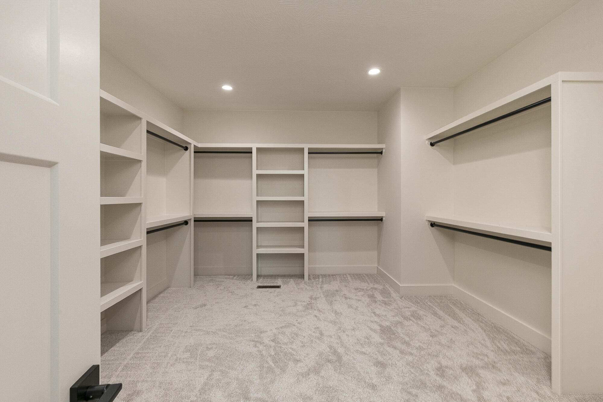 2082 North Unbridled Court Property Photo 23