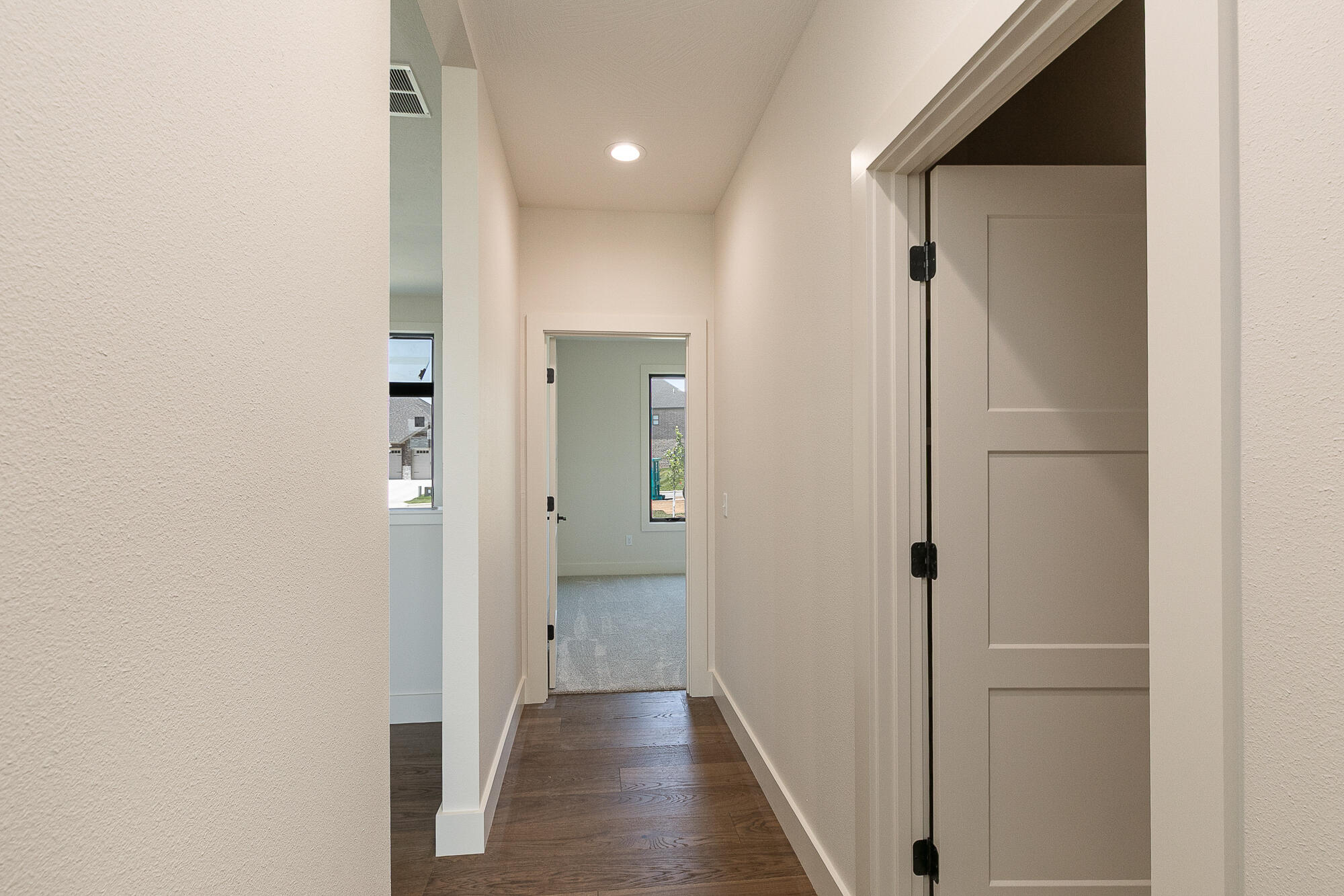 2082 North Unbridled Court Property Photo 31