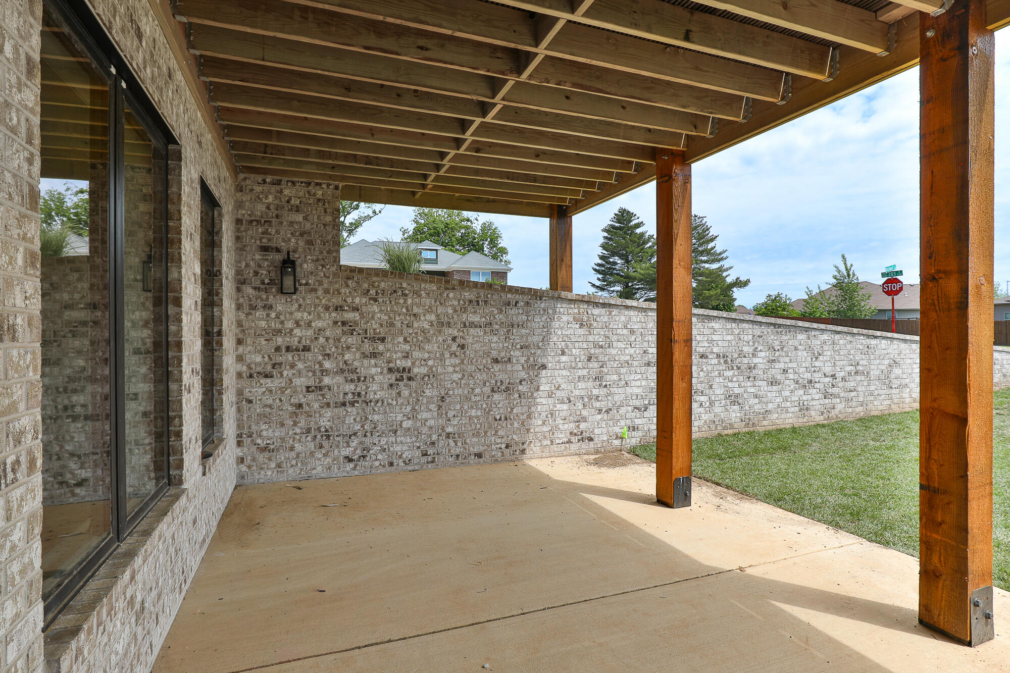 2082 North Unbridled Court Property Photo 53