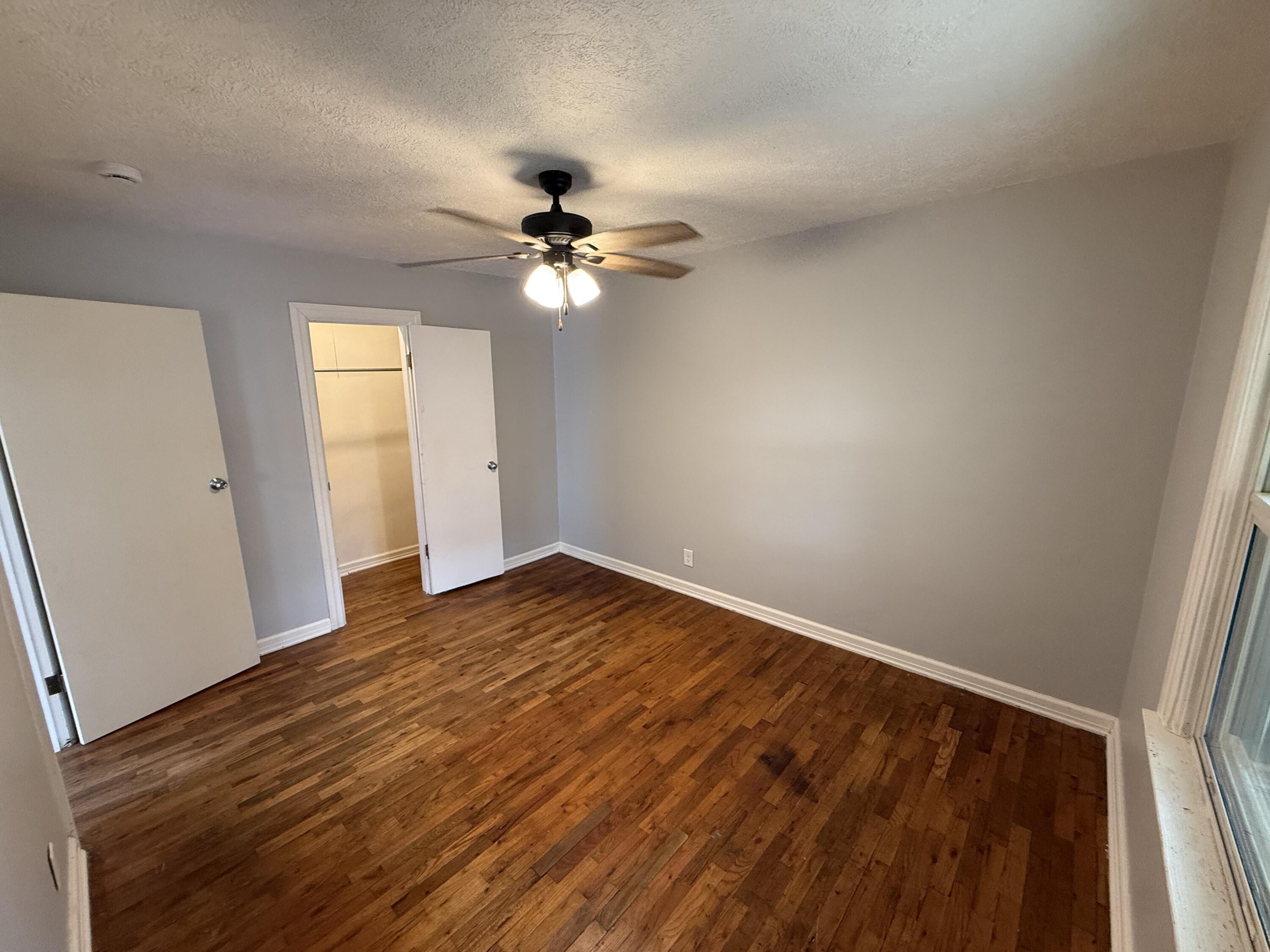 2623 West Lincoln Street Property Photo 11