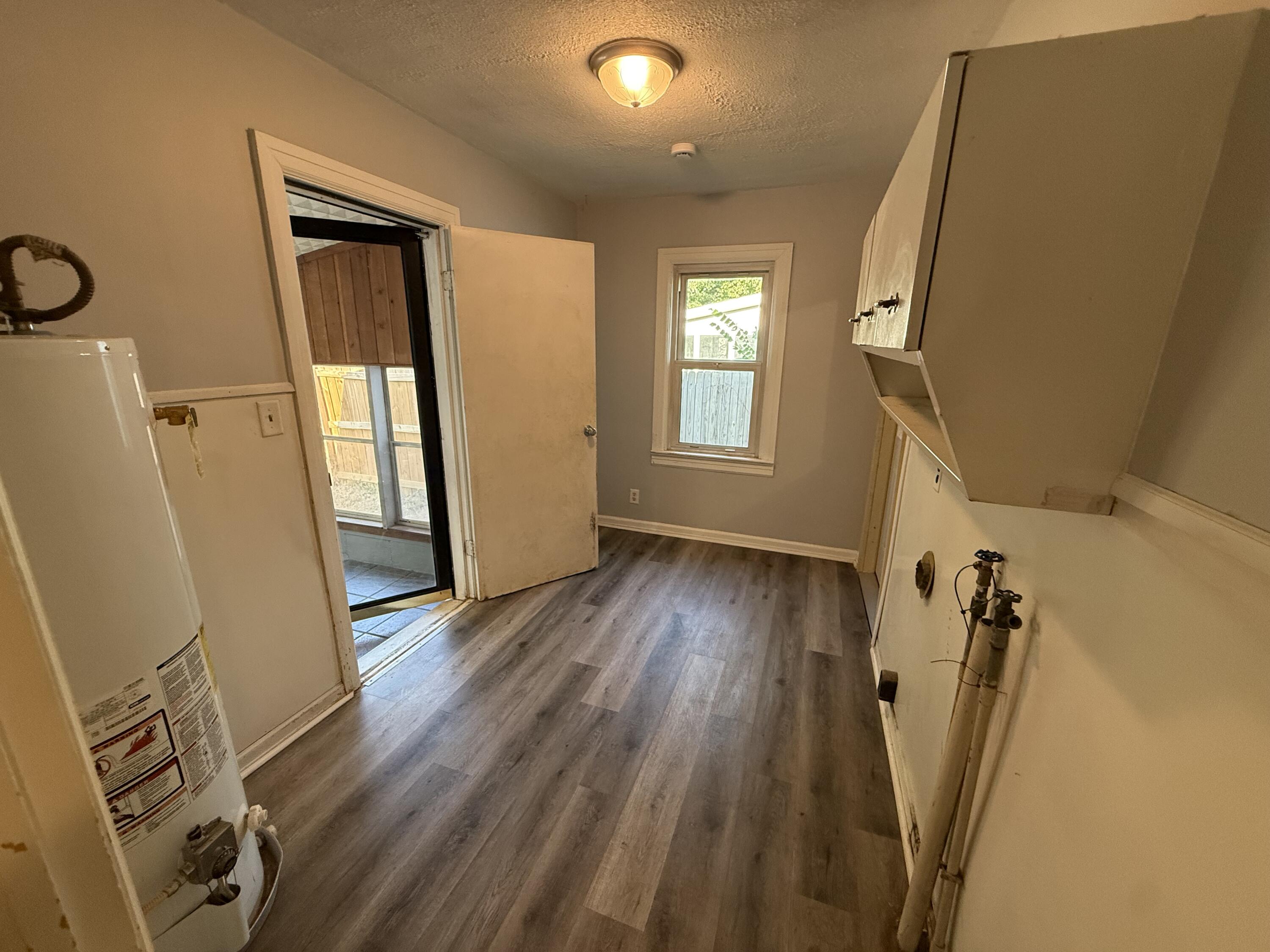 2623 West Lincoln Street Property Photo 18