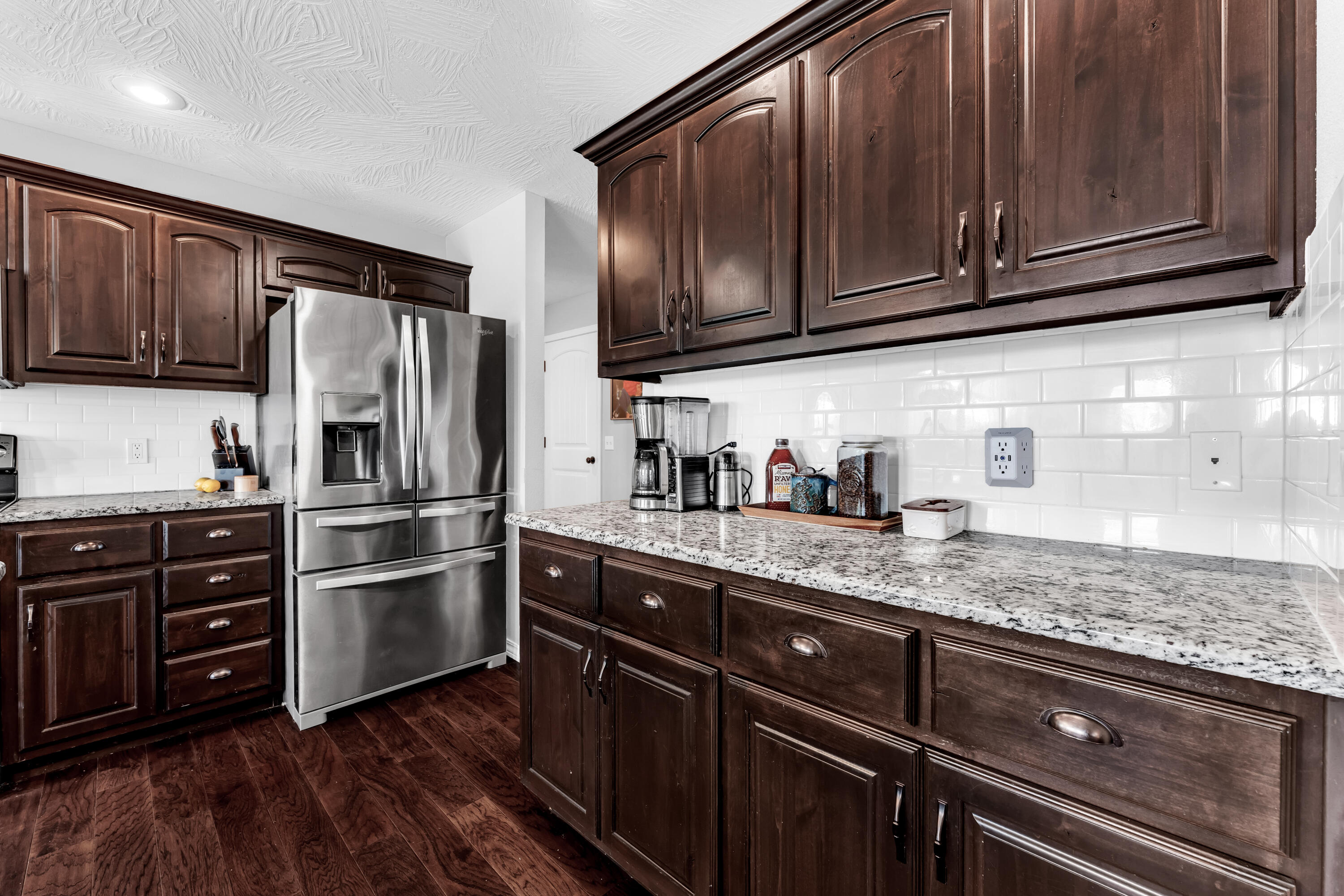 612 North Lincoln Avenue Property Photo 18
