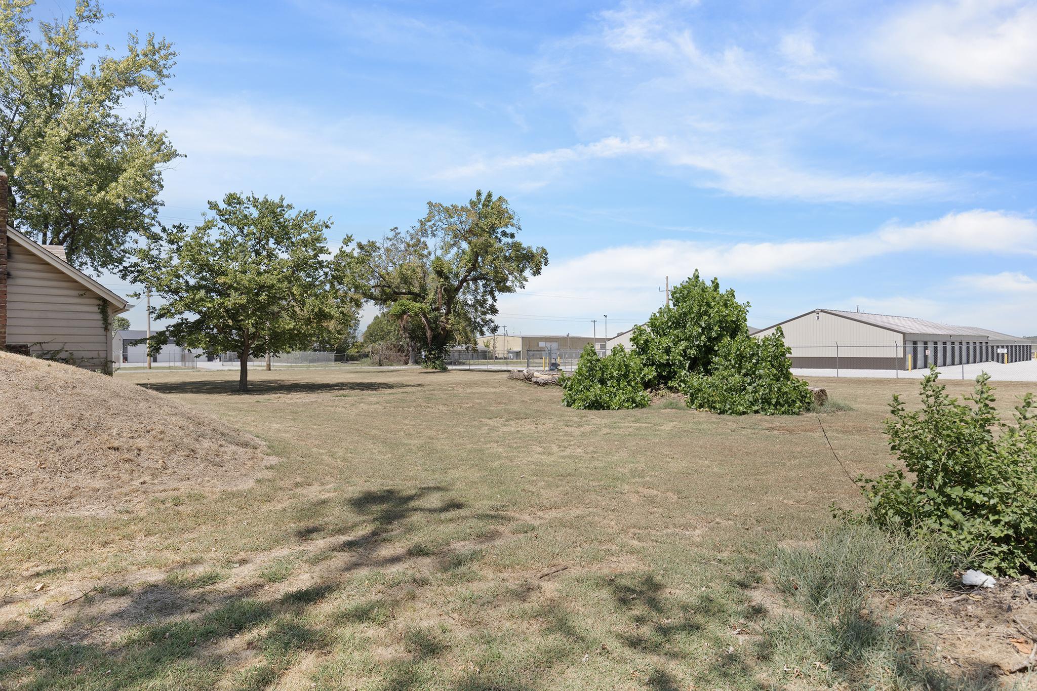 19973 Elm Road Property Photo 5