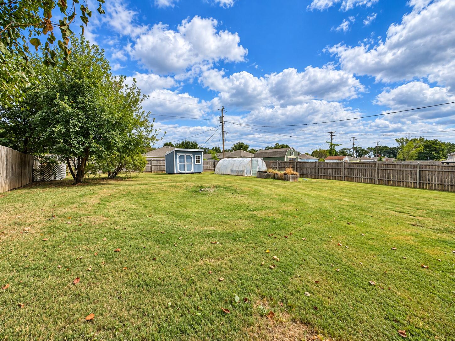 1511 West Daniels Street Property Photo 4