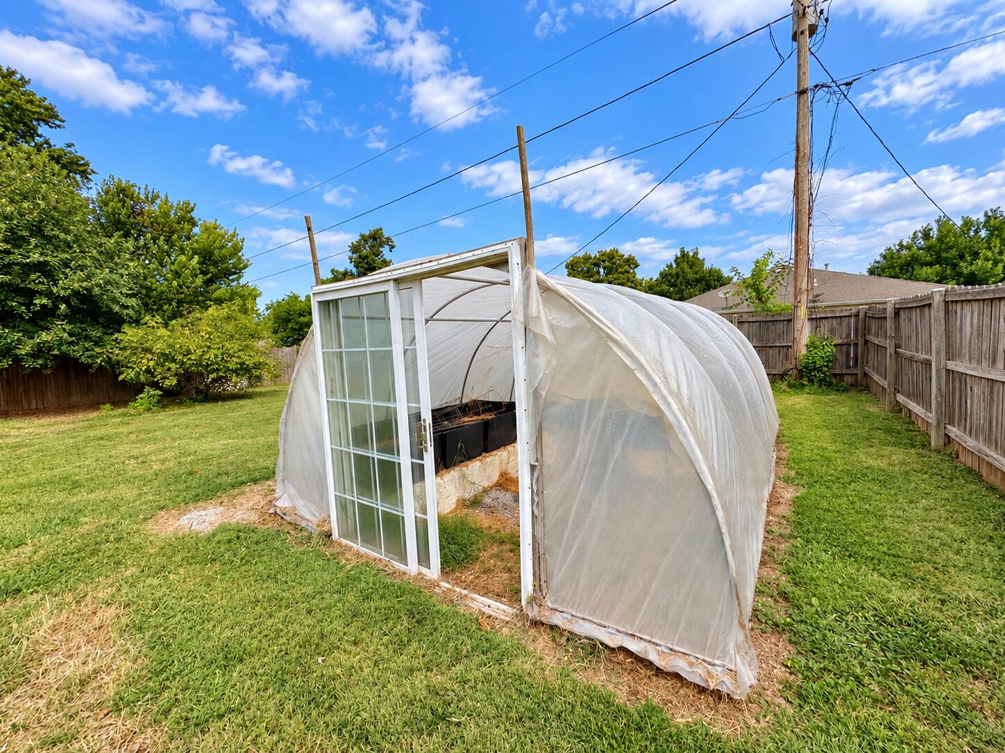 1511 West Daniels Street Property Photo 8